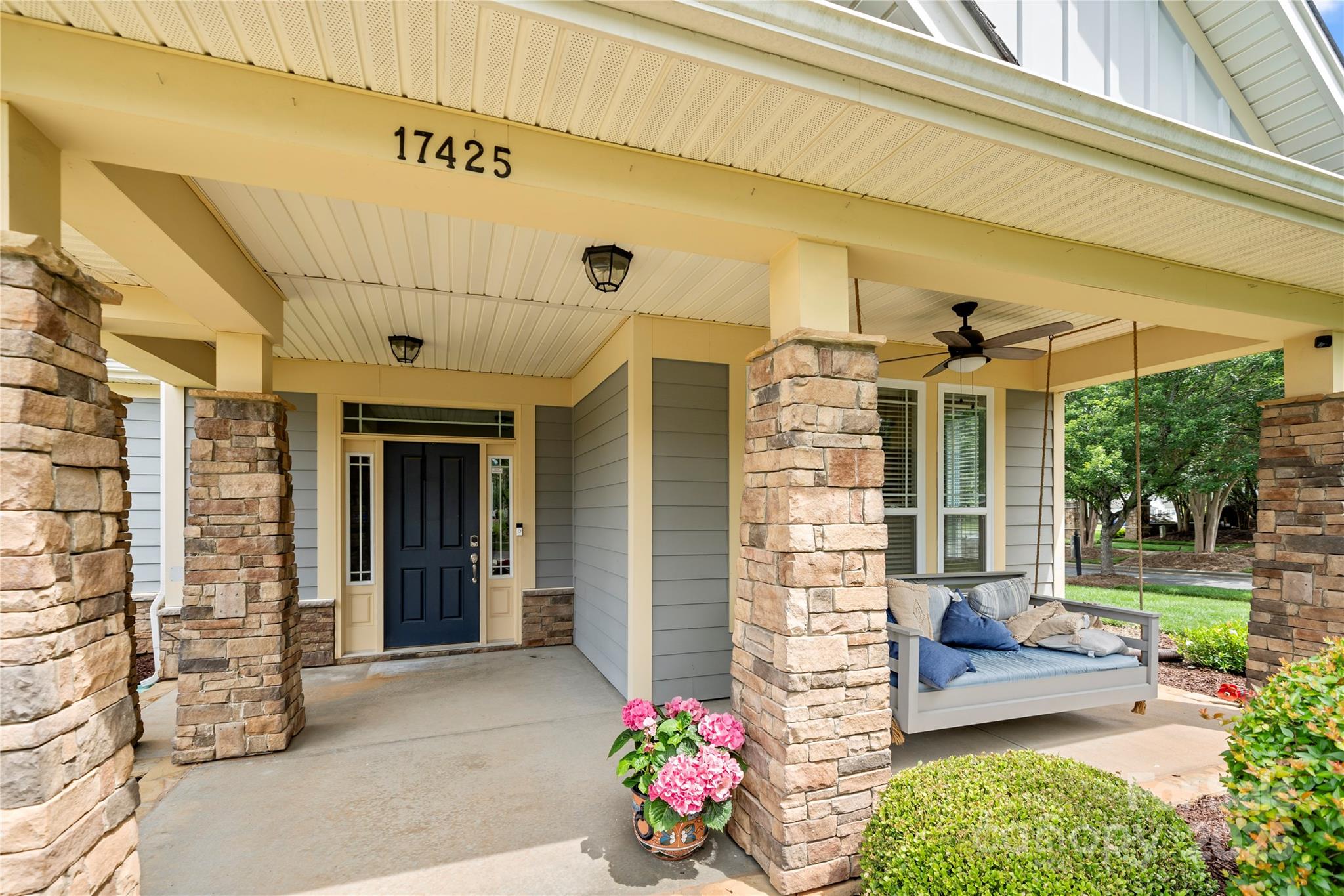 17425 Closest Pin Drive Property Photo 5