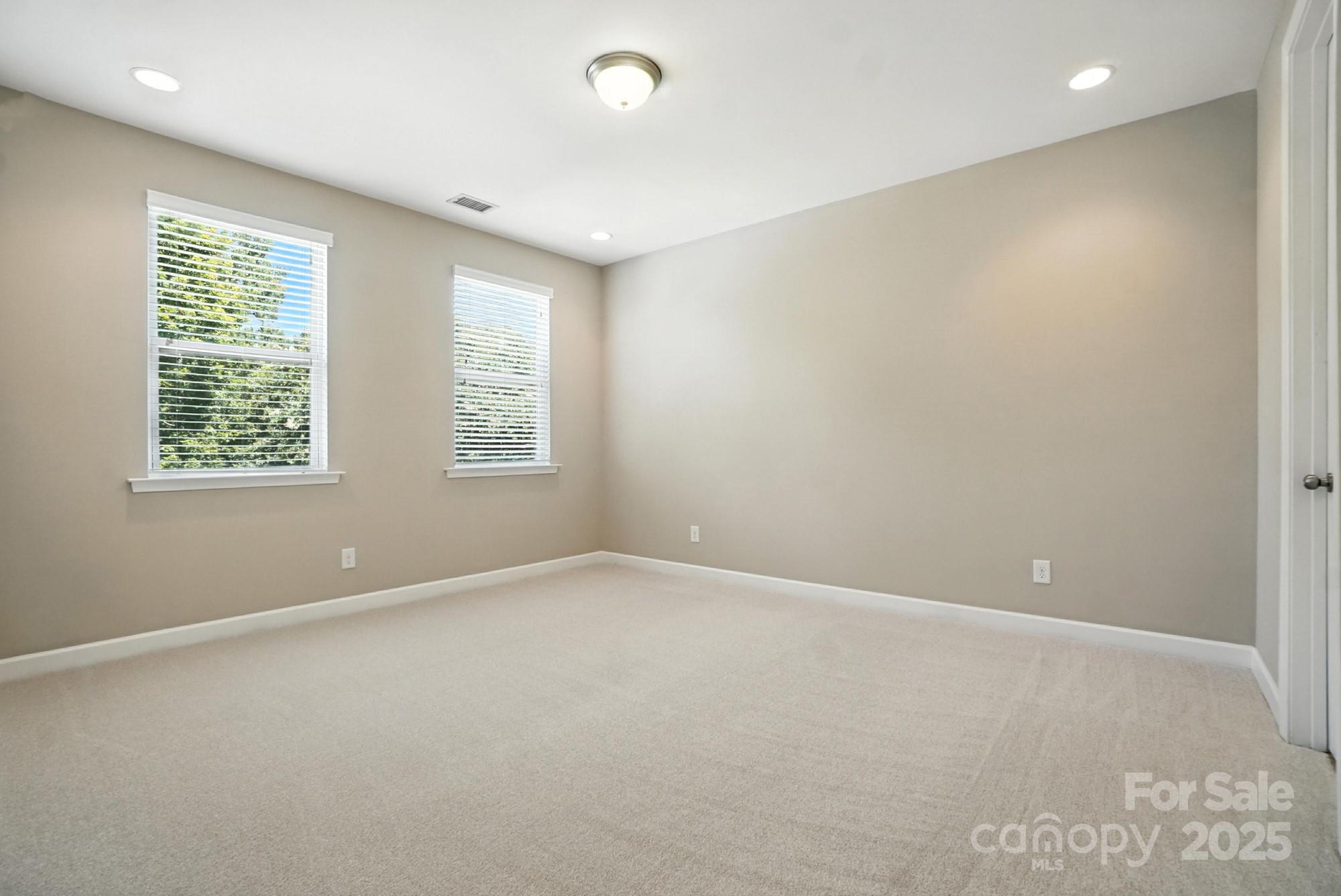 17425 Closest Pin Drive Property Photo 27
