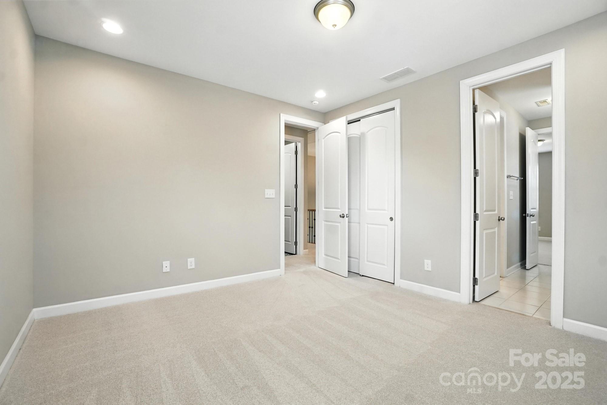 17425 Closest Pin Drive Property Photo 32