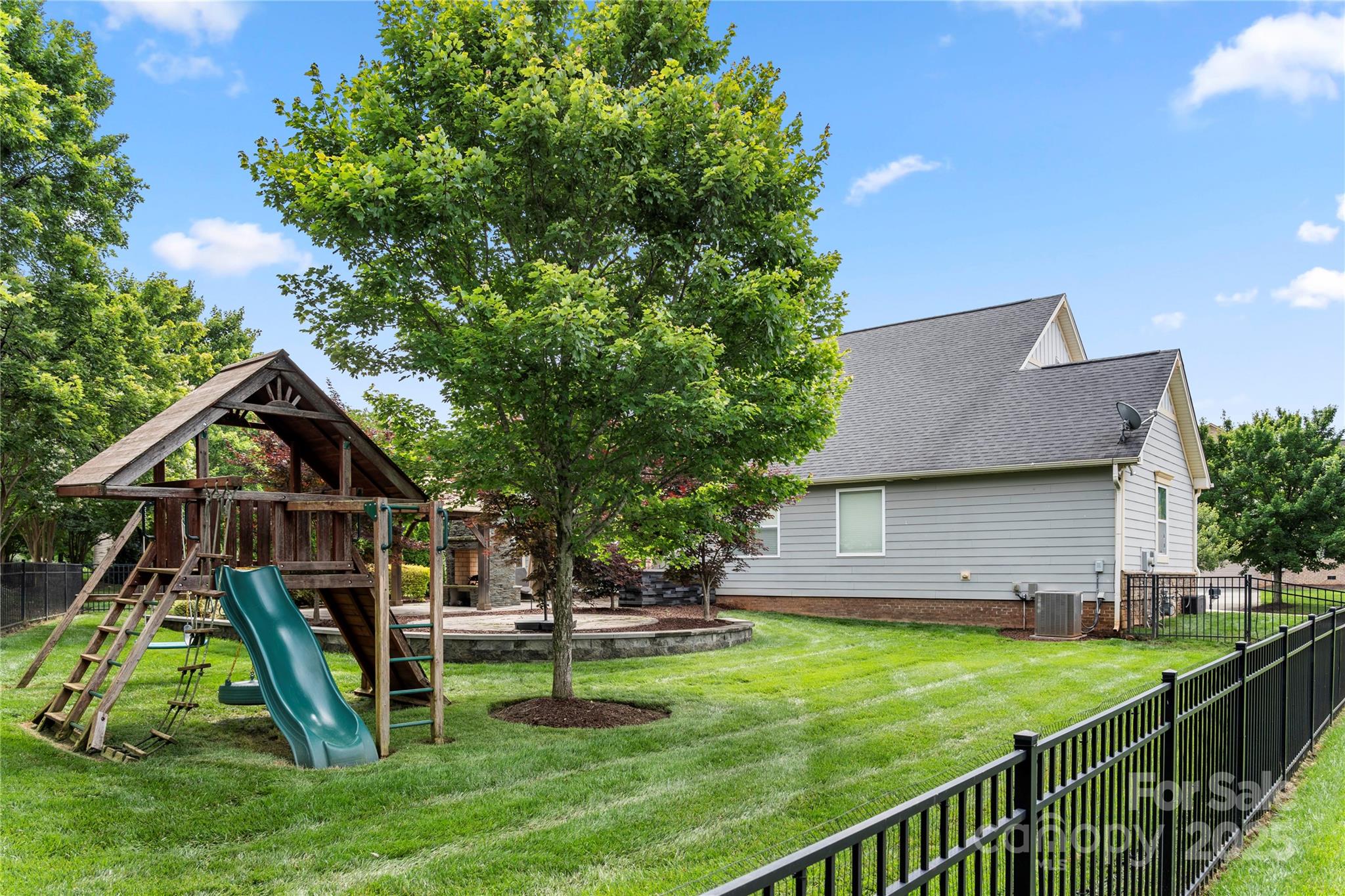 17425 Closest Pin Drive Property Photo 39