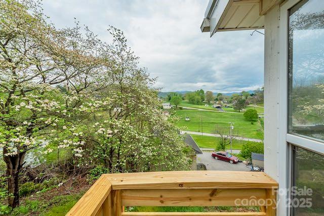 236 Haywood Drive Property Photo 12
