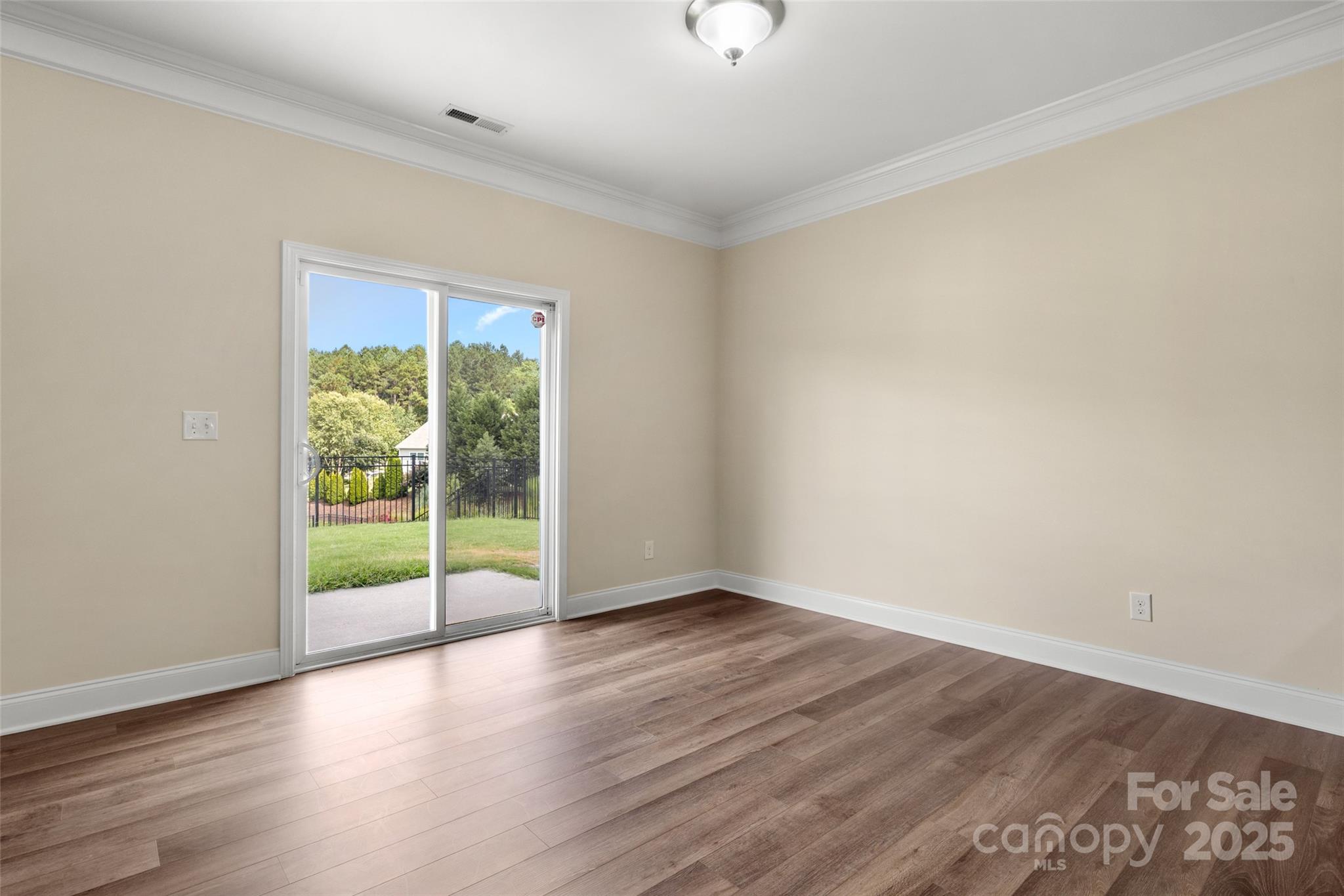 4471 Carrington Drive Property Photo 6