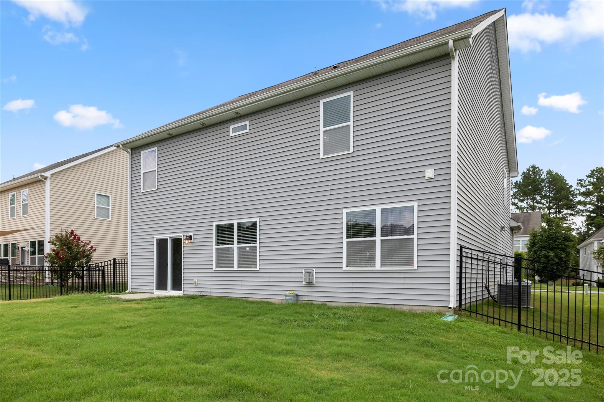 4471 Carrington Drive Property Photo 24