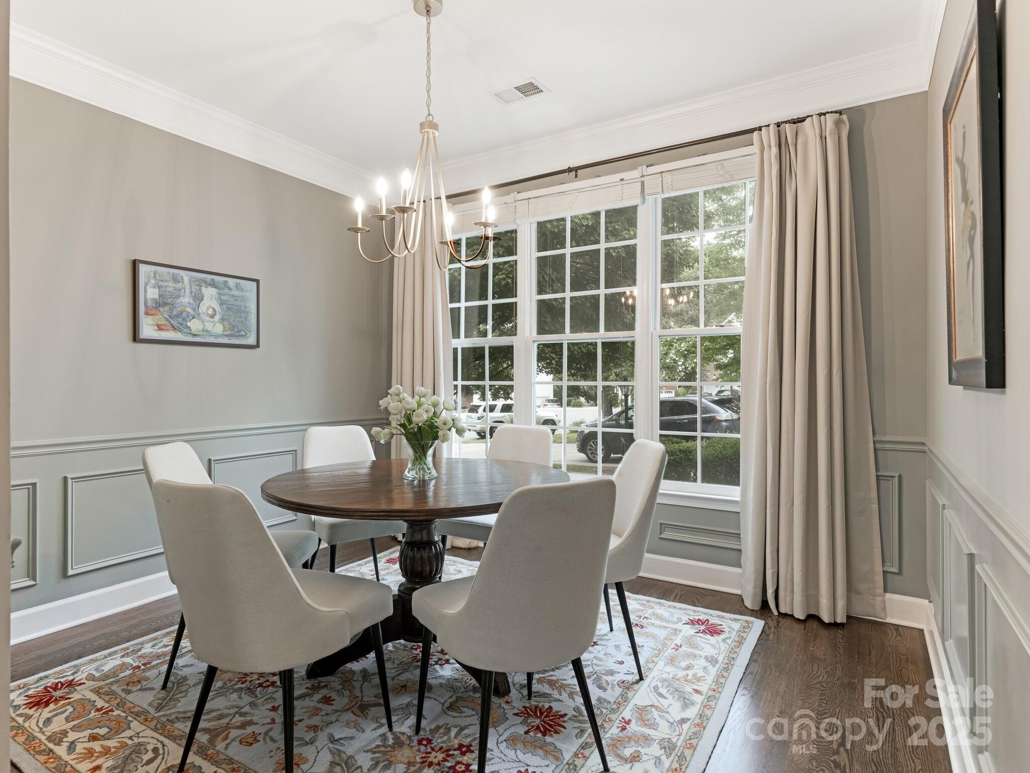 2021 Sablewood Drive Property Photo 11