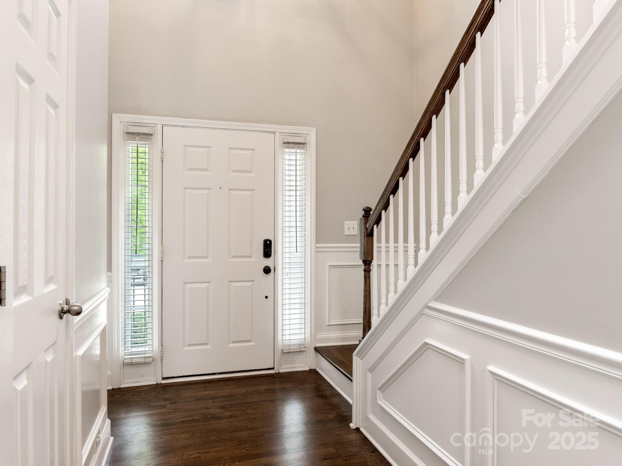 2021 Sablewood Drive Property Photo 12
