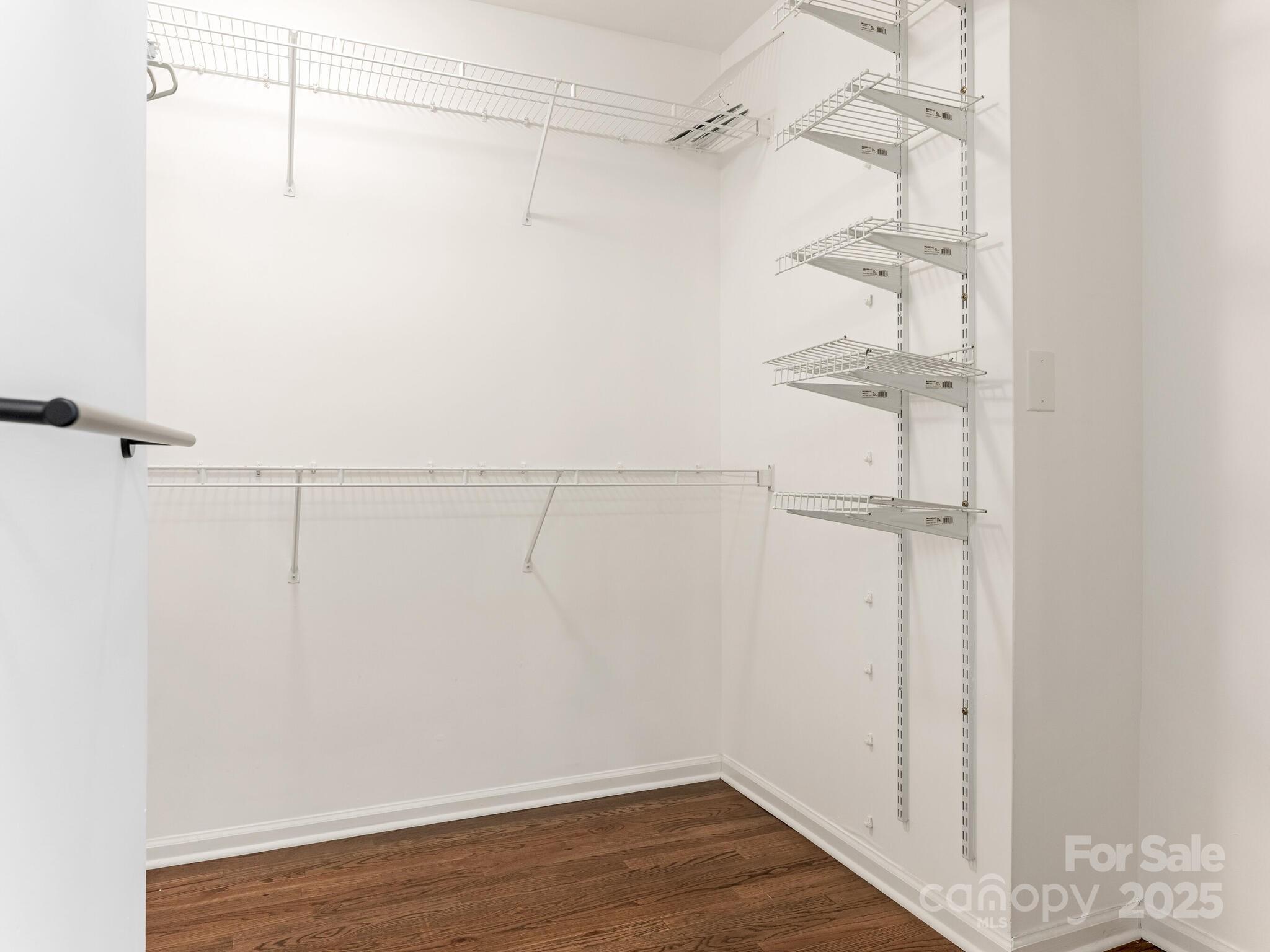 2021 Sablewood Drive Property Photo 18