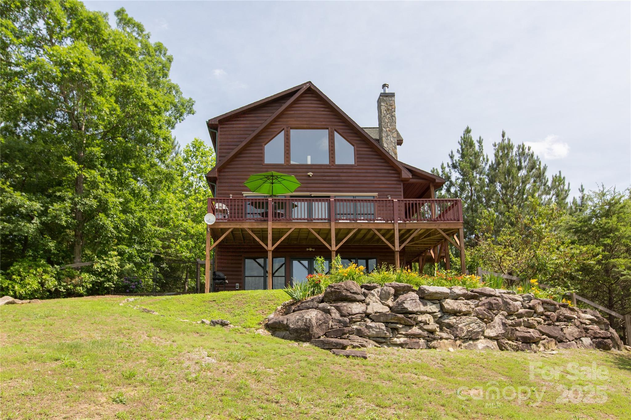 206 Legend Drive Property Photo 1