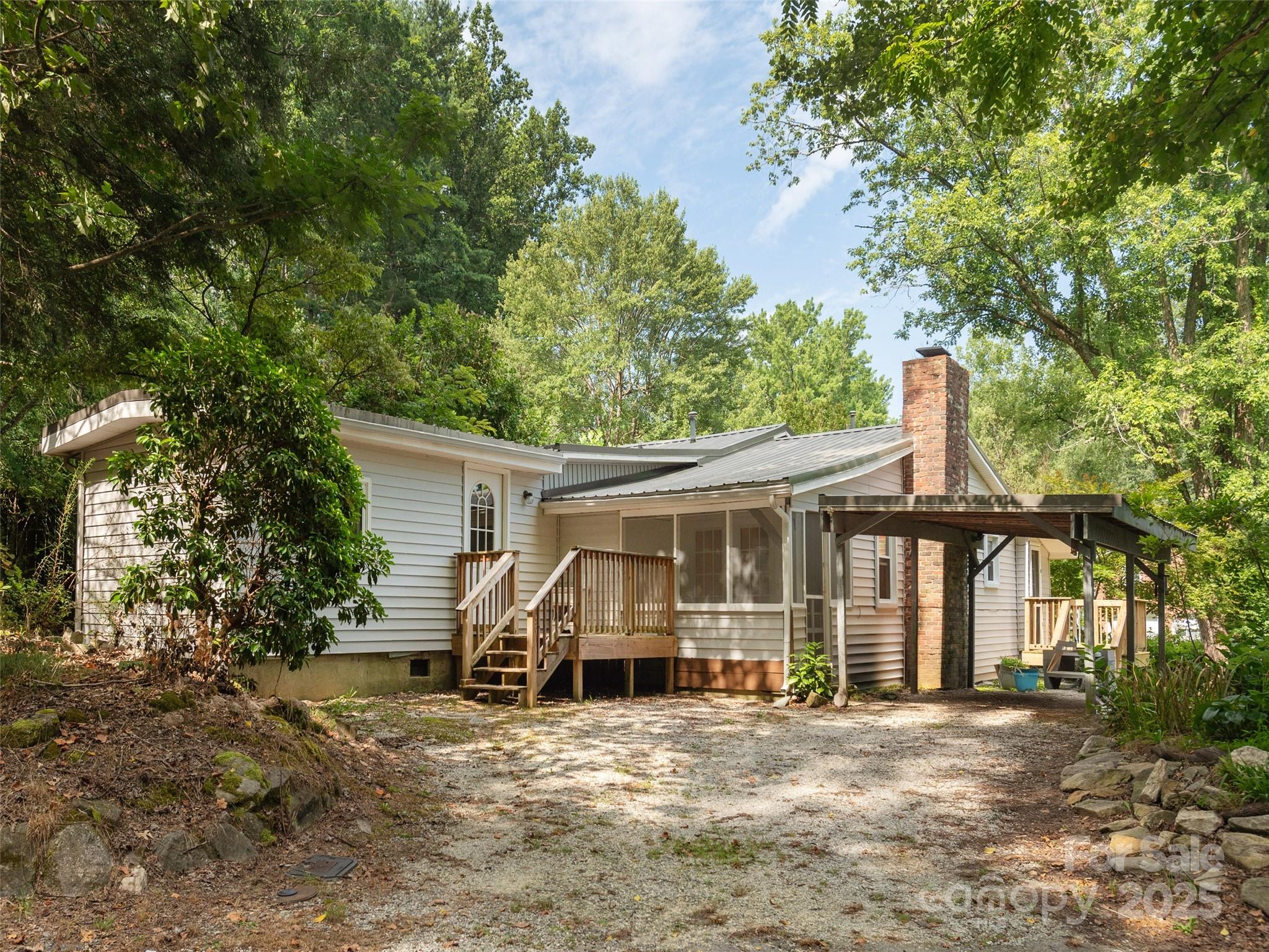 182 Glendale Avenue Property Photo 1
