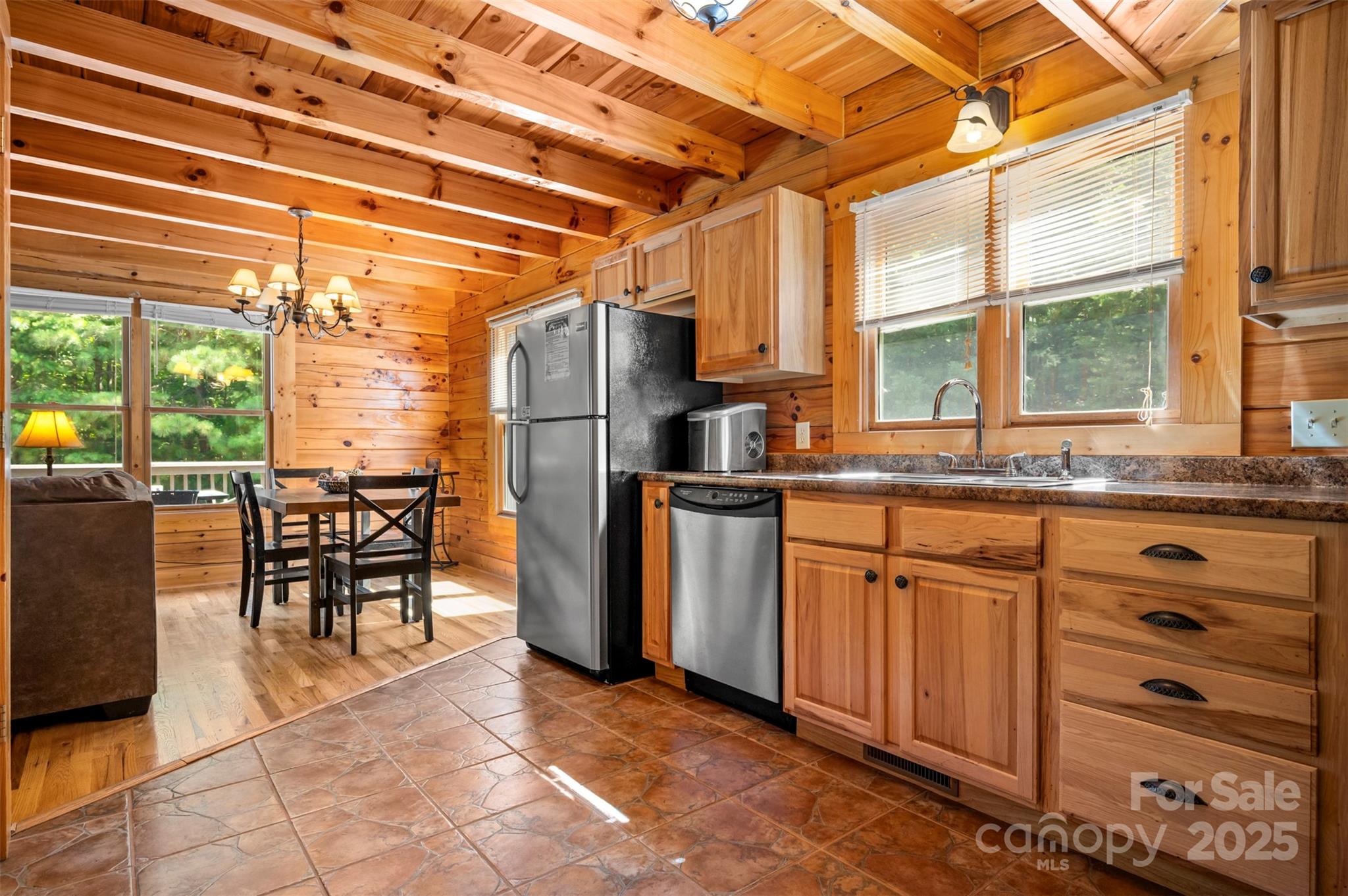 599 Shoal Creek Trail Property Photo 11