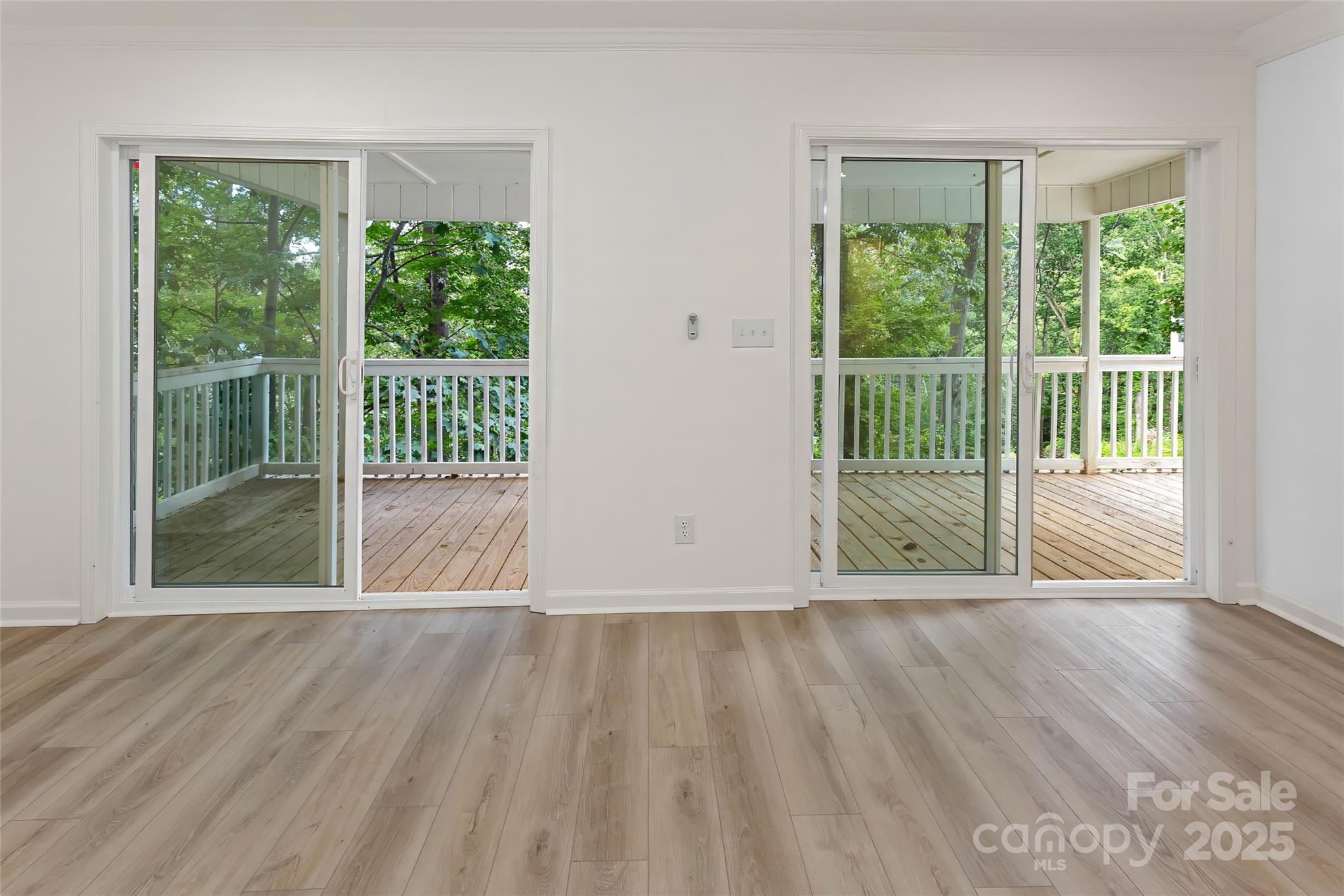240 Spicewood Lane Property Photo 14