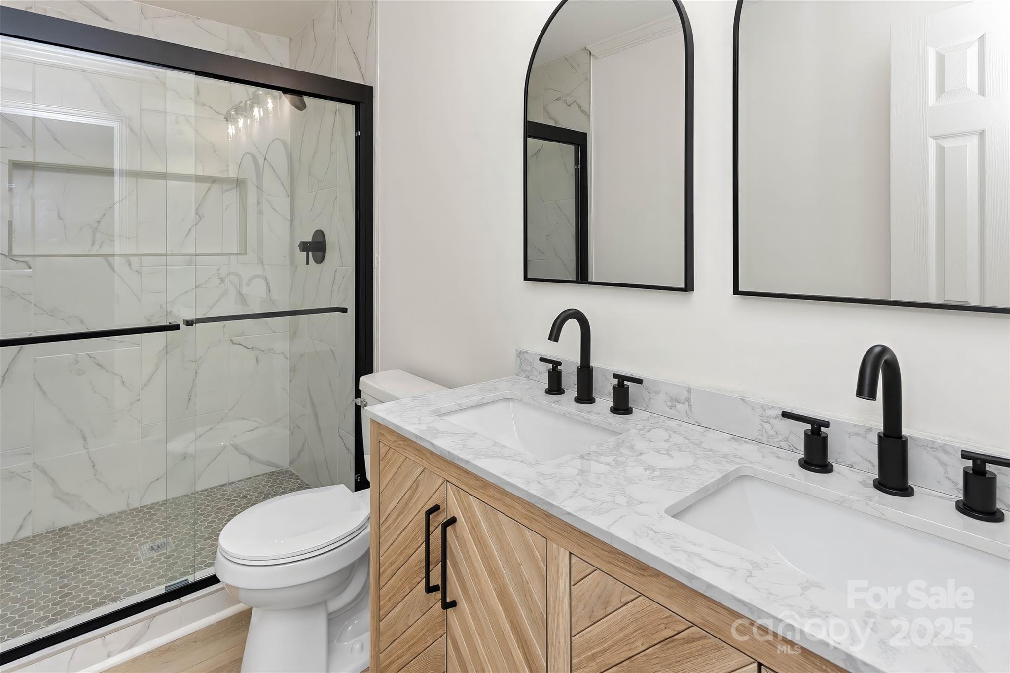 240 Spicewood Lane Property Photo 21