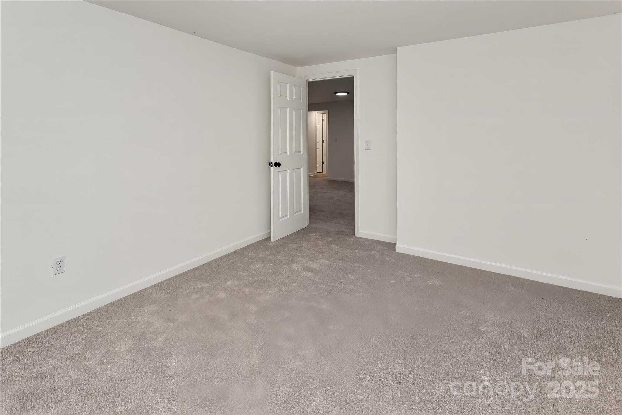 240 Spicewood Lane Property Photo 37