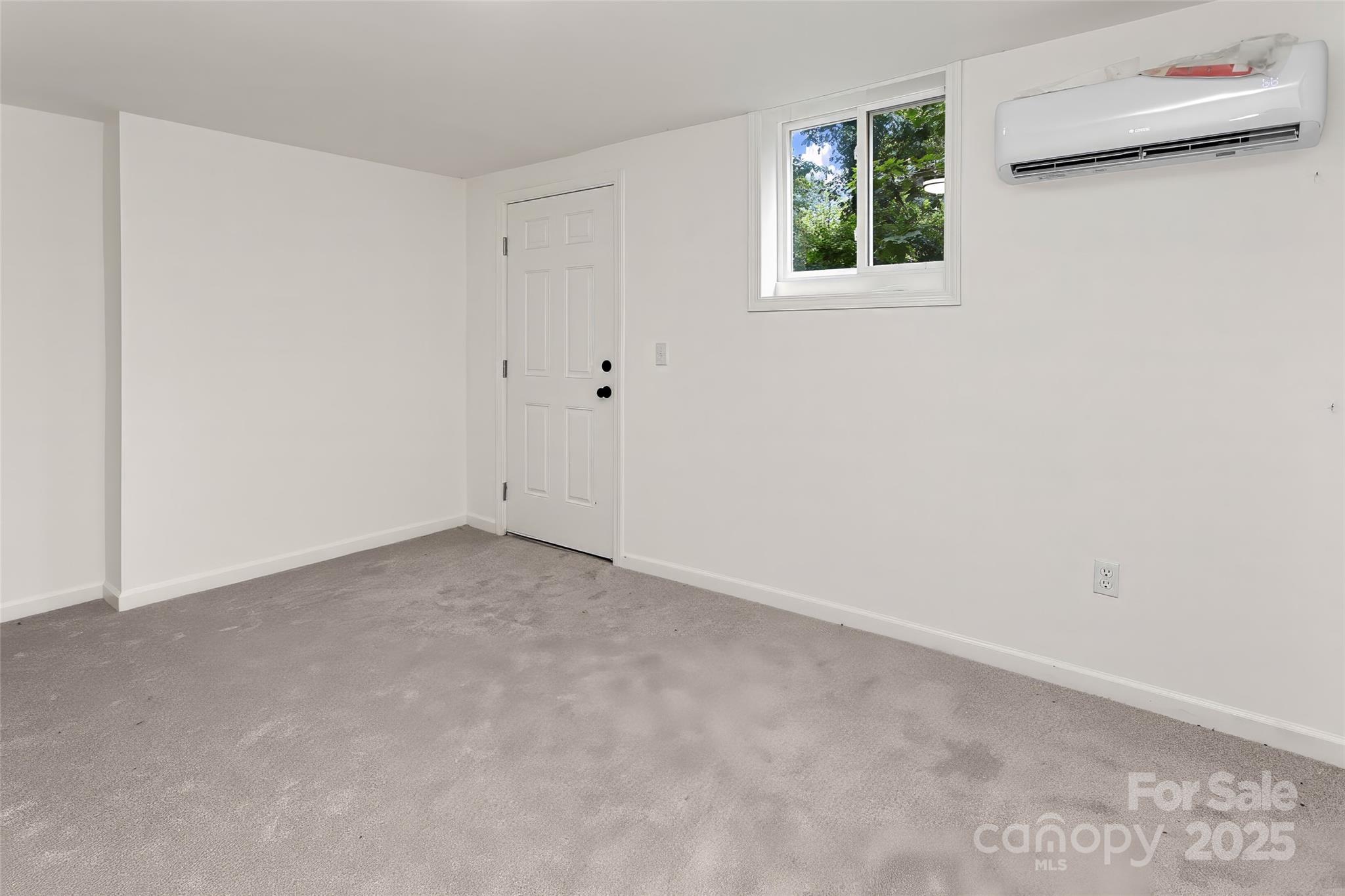 240 Spicewood Lane Property Photo 39