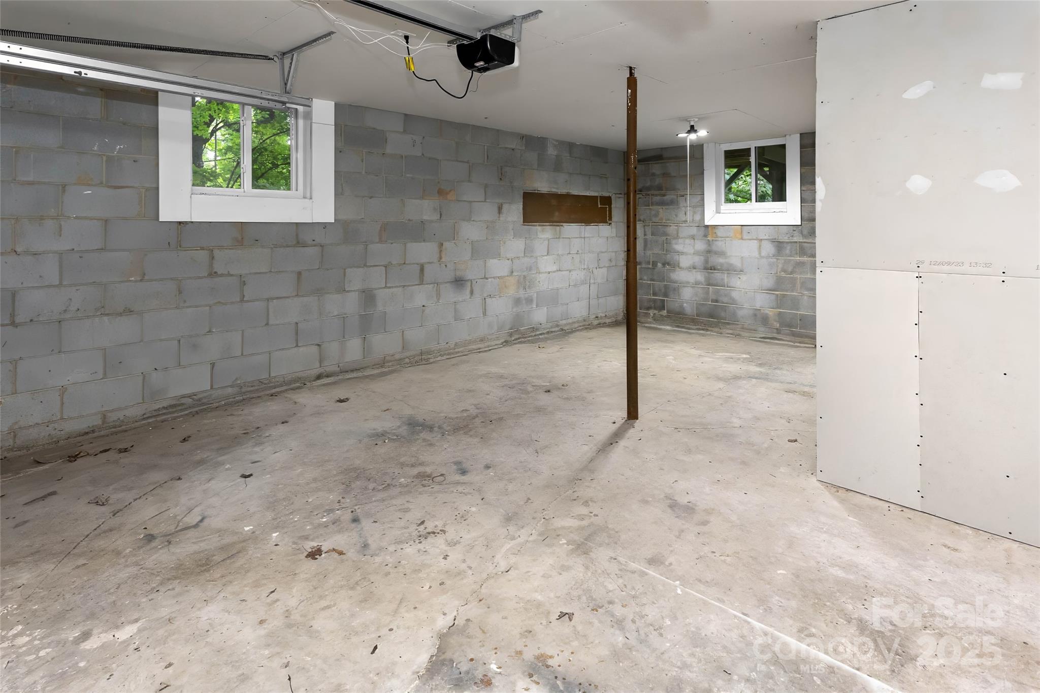 240 Spicewood Lane Property Photo 40