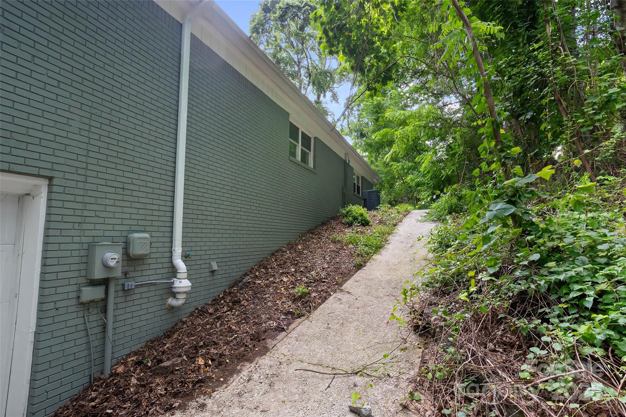 240 Spicewood Lane Property Photo 43