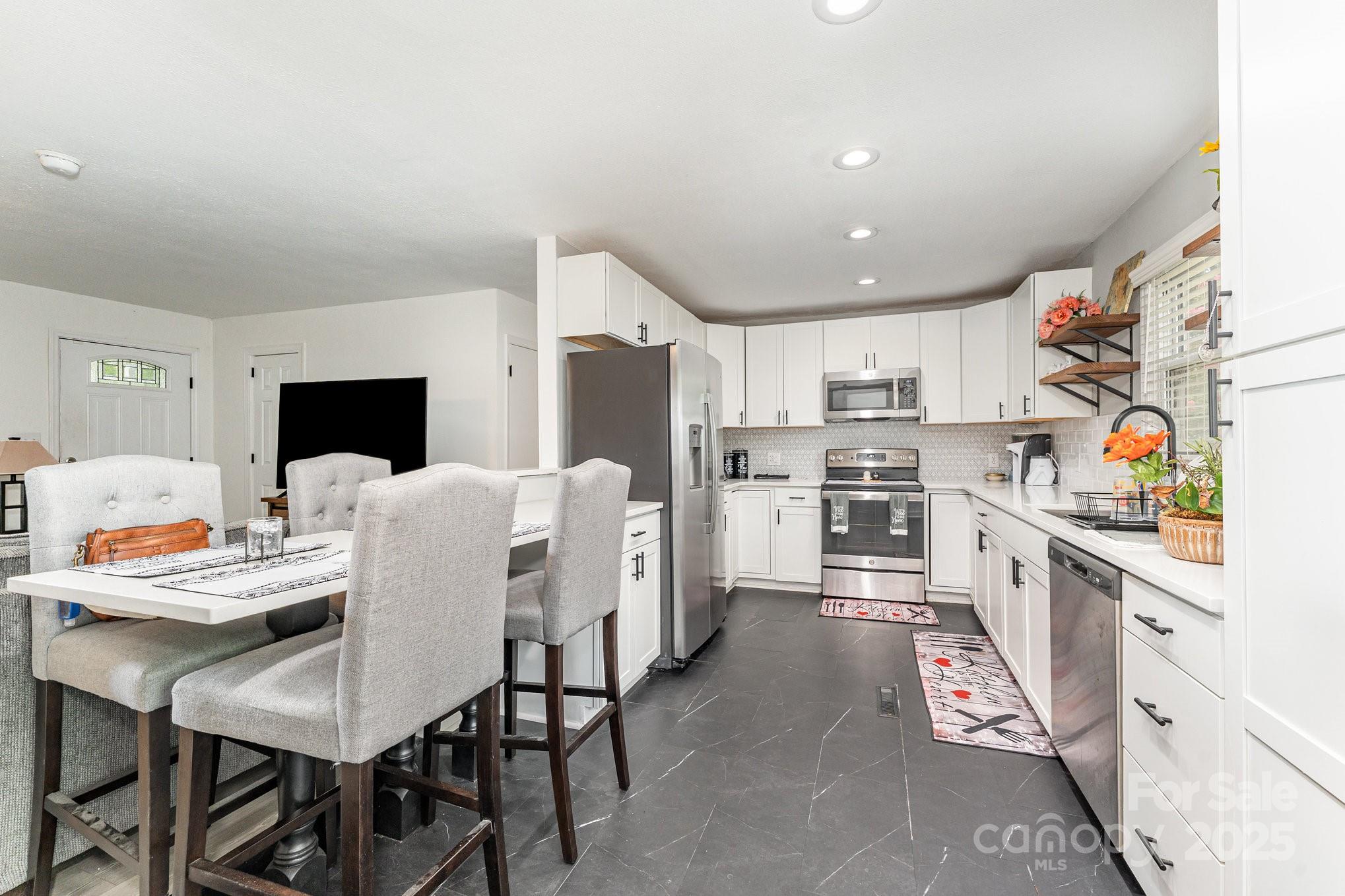 1345 Old Salisbury Road Property Photo 8