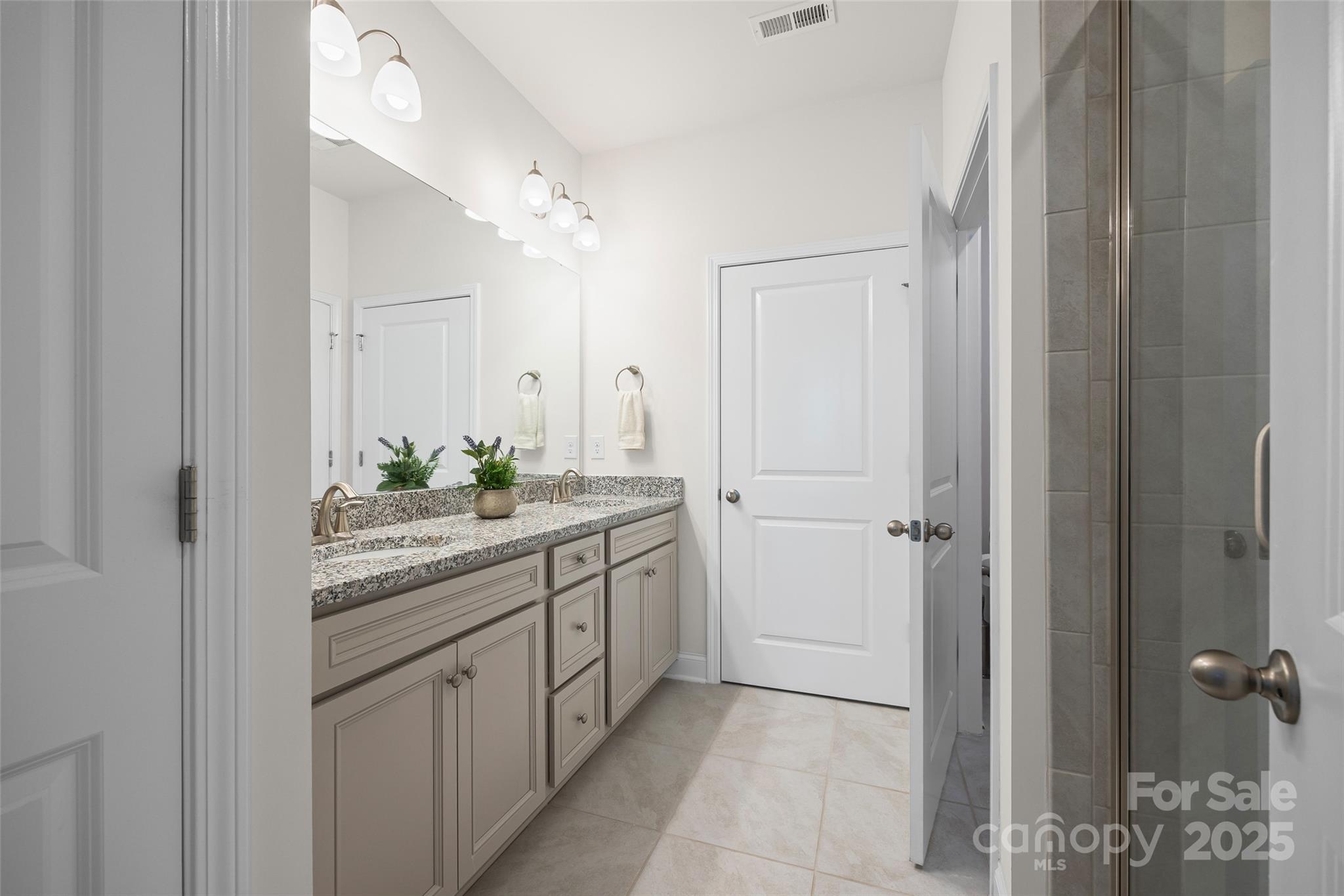 6118 Artigas Drive Property Photo 15