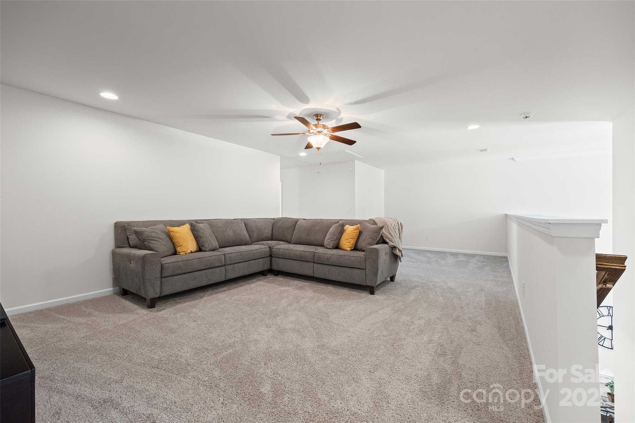 6118 Artigas Drive Property Photo 17