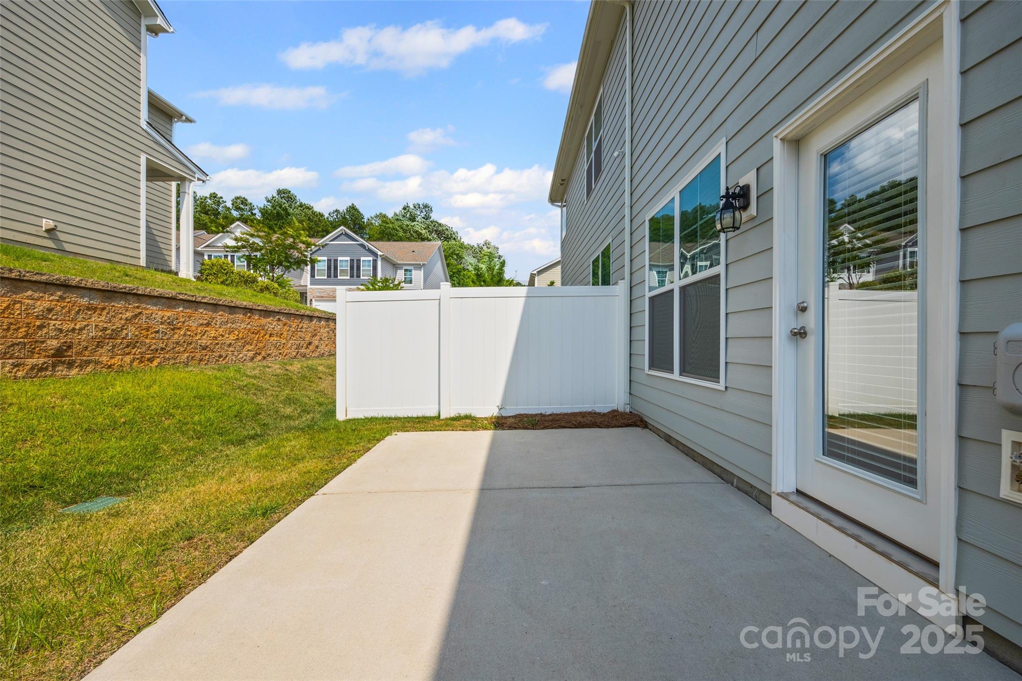 6118 Artigas Drive Property Photo 24