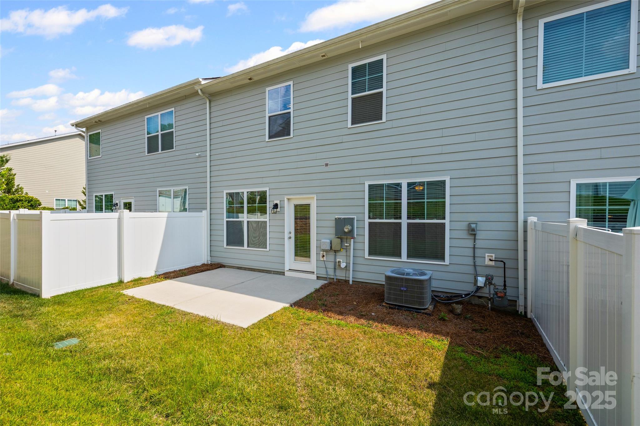 6118 Artigas Drive Property Photo 25