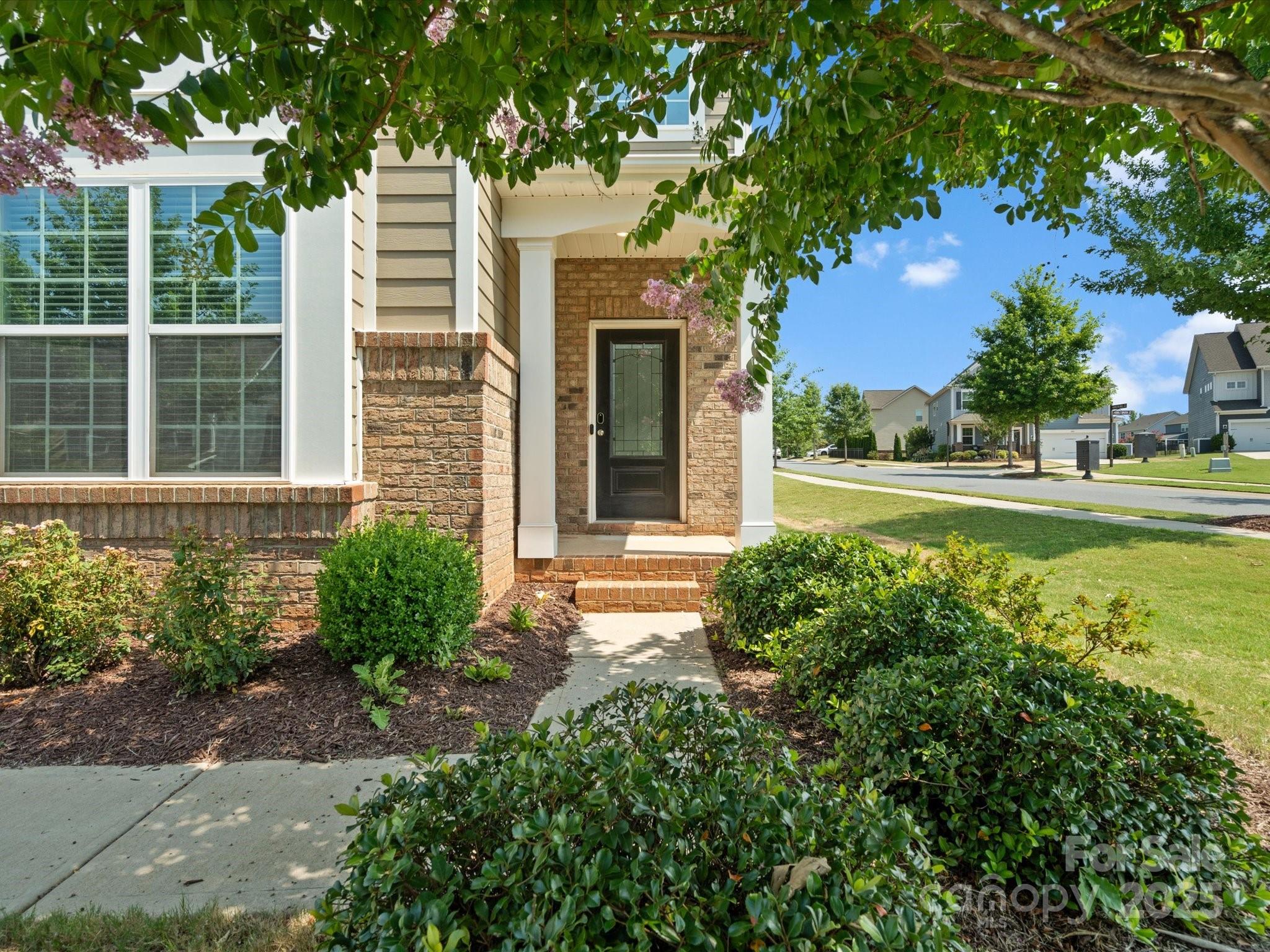 1000 Hudson Mill Drive Property Photo 2
