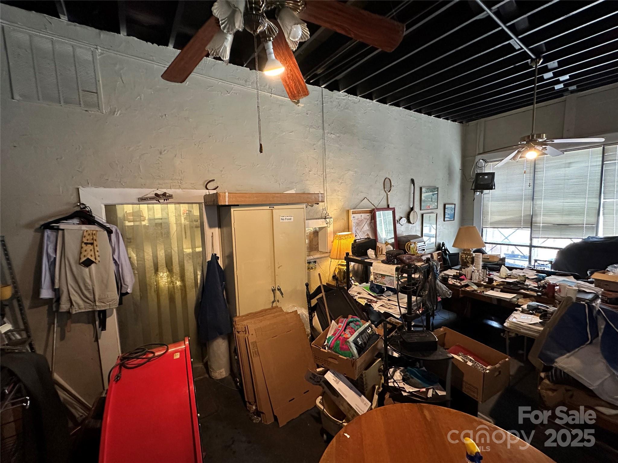 410 E Fleming Drive Property Photo 10