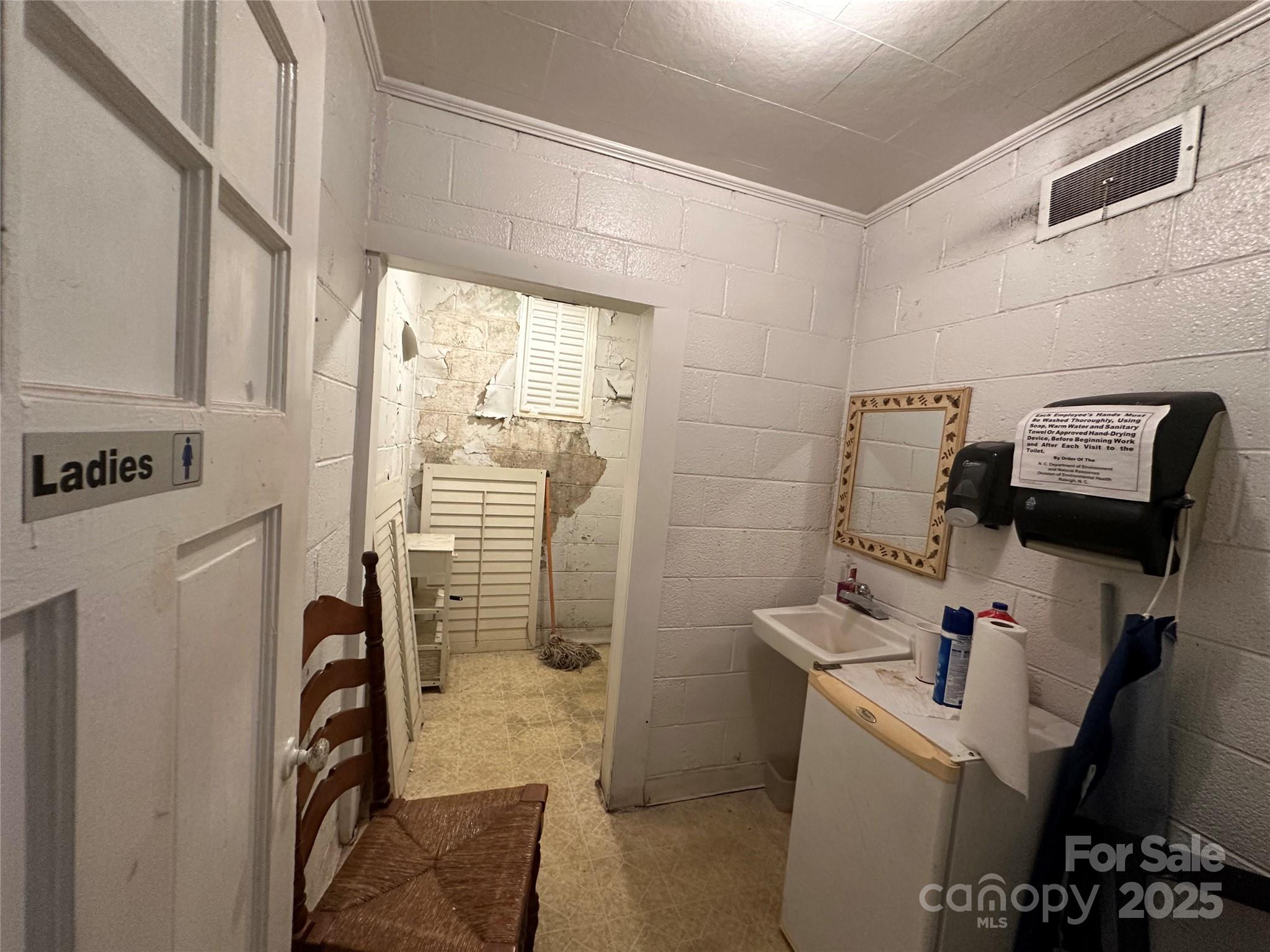 410 E Fleming Drive Property Photo 44