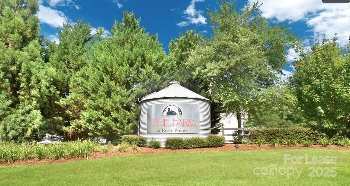 3367 Streamside Drive