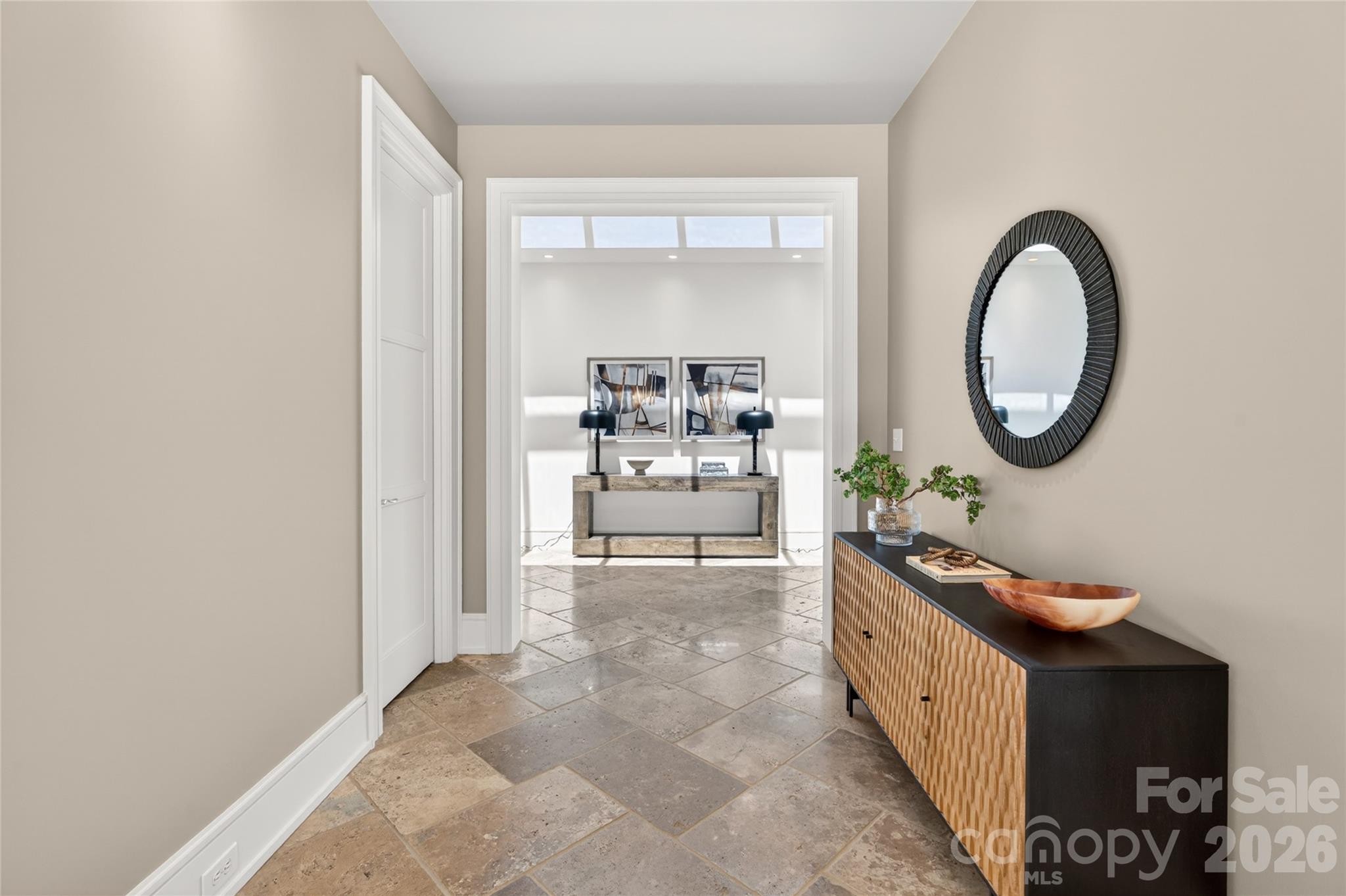606 Ardrey Circle Property Photo 2