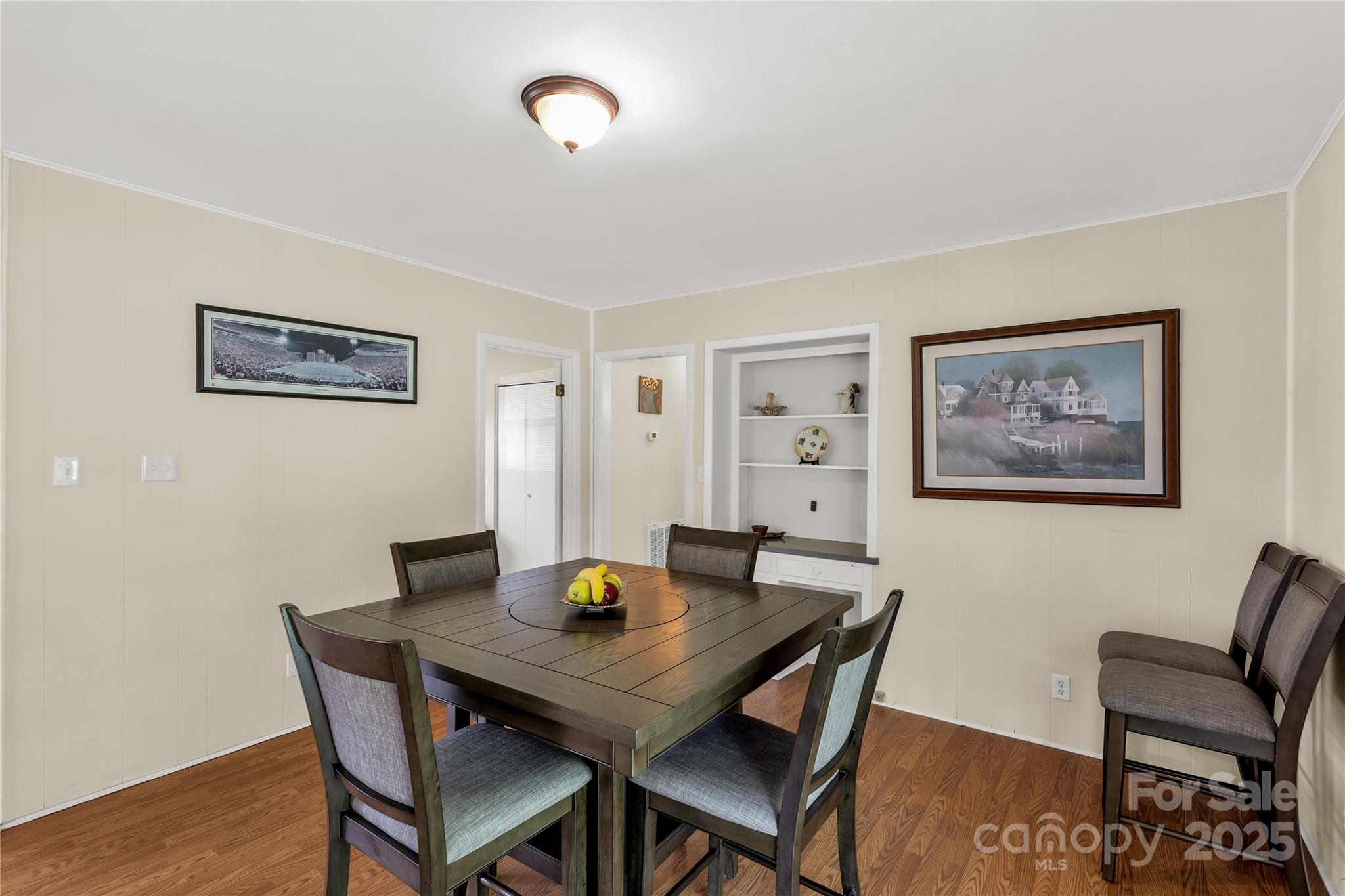 1156 Suttle Road Property Photo 7