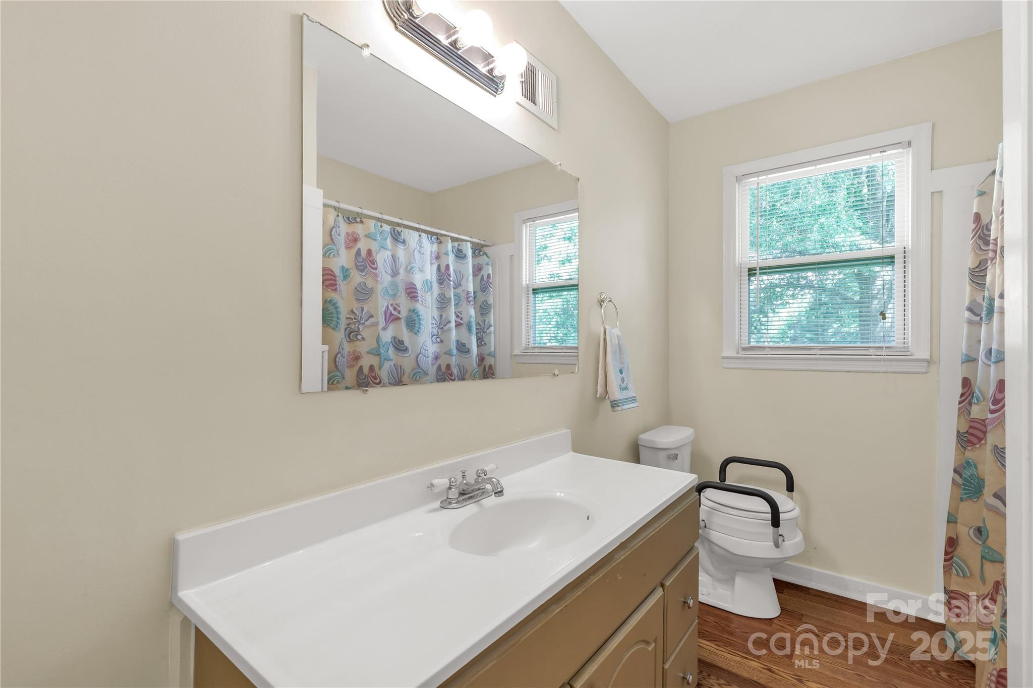 1156 Suttle Road Property Photo 9