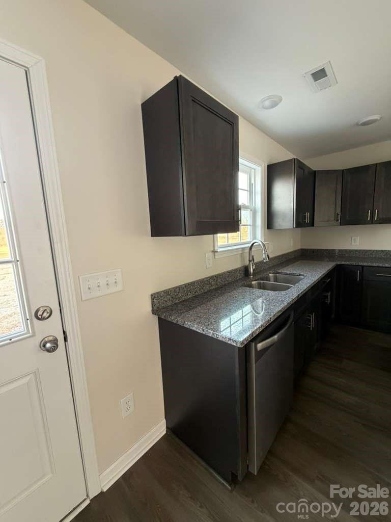 931 Rollings Road 7 Property Photo 14