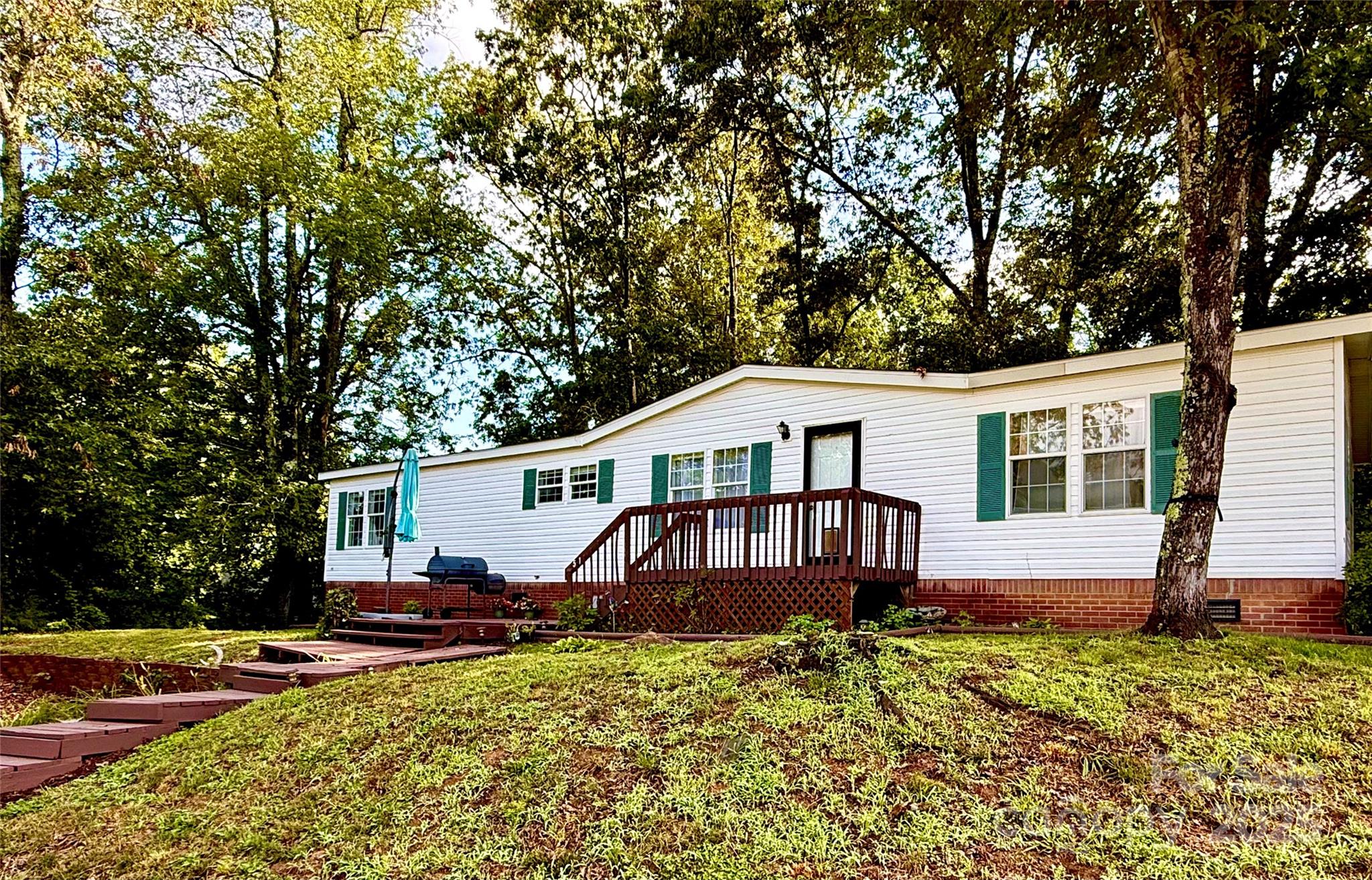 51 Farmstead Road Property Photo 1