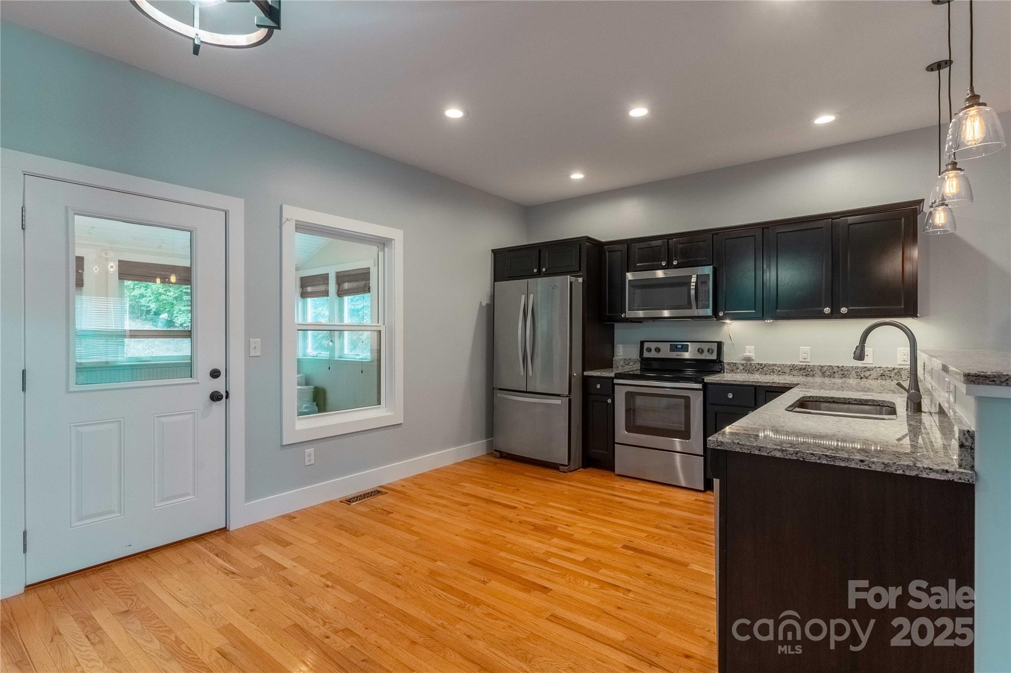 5 Koenig Way Property Photo 13
