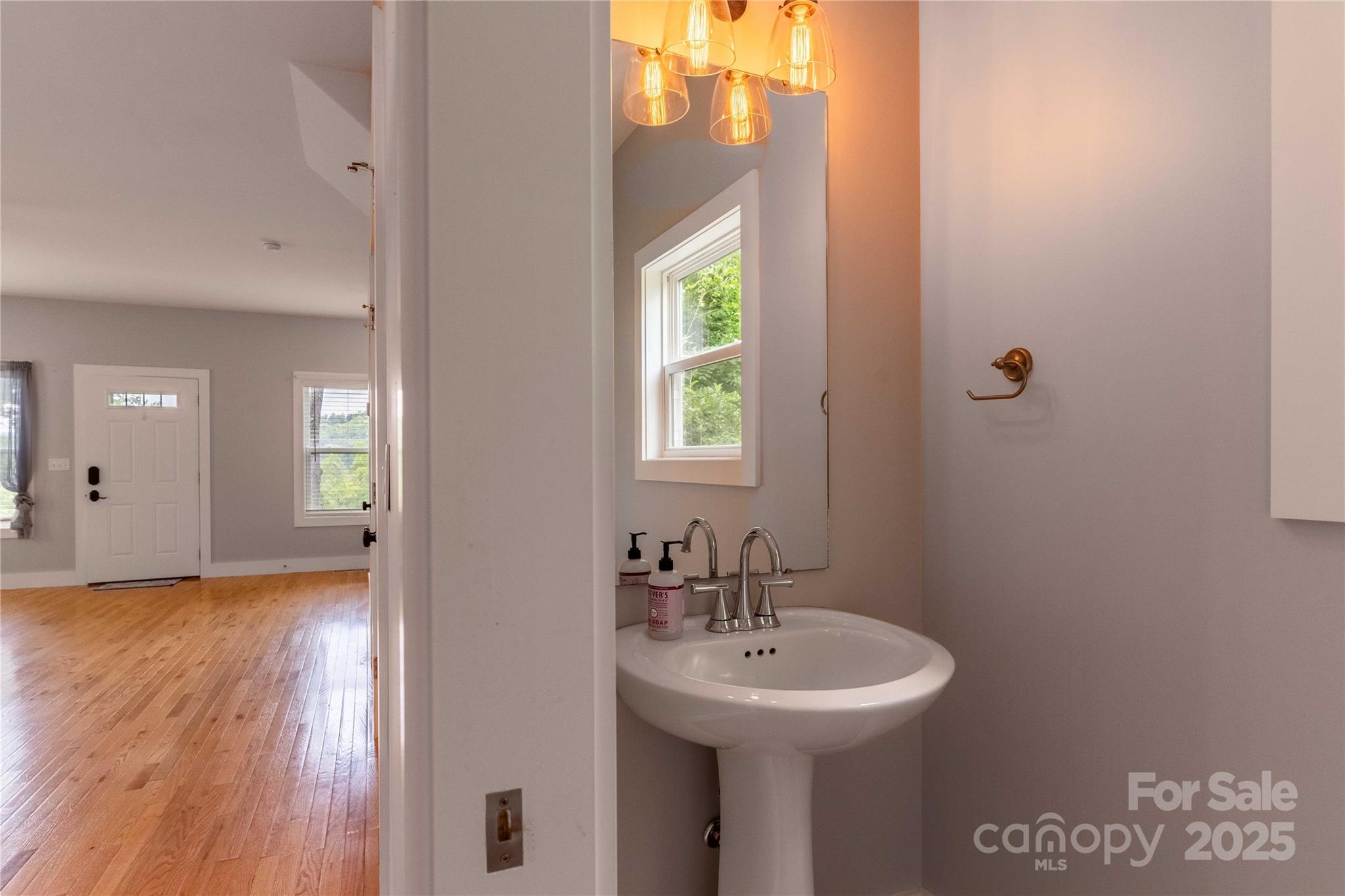 5 Koenig Way Property Photo 14