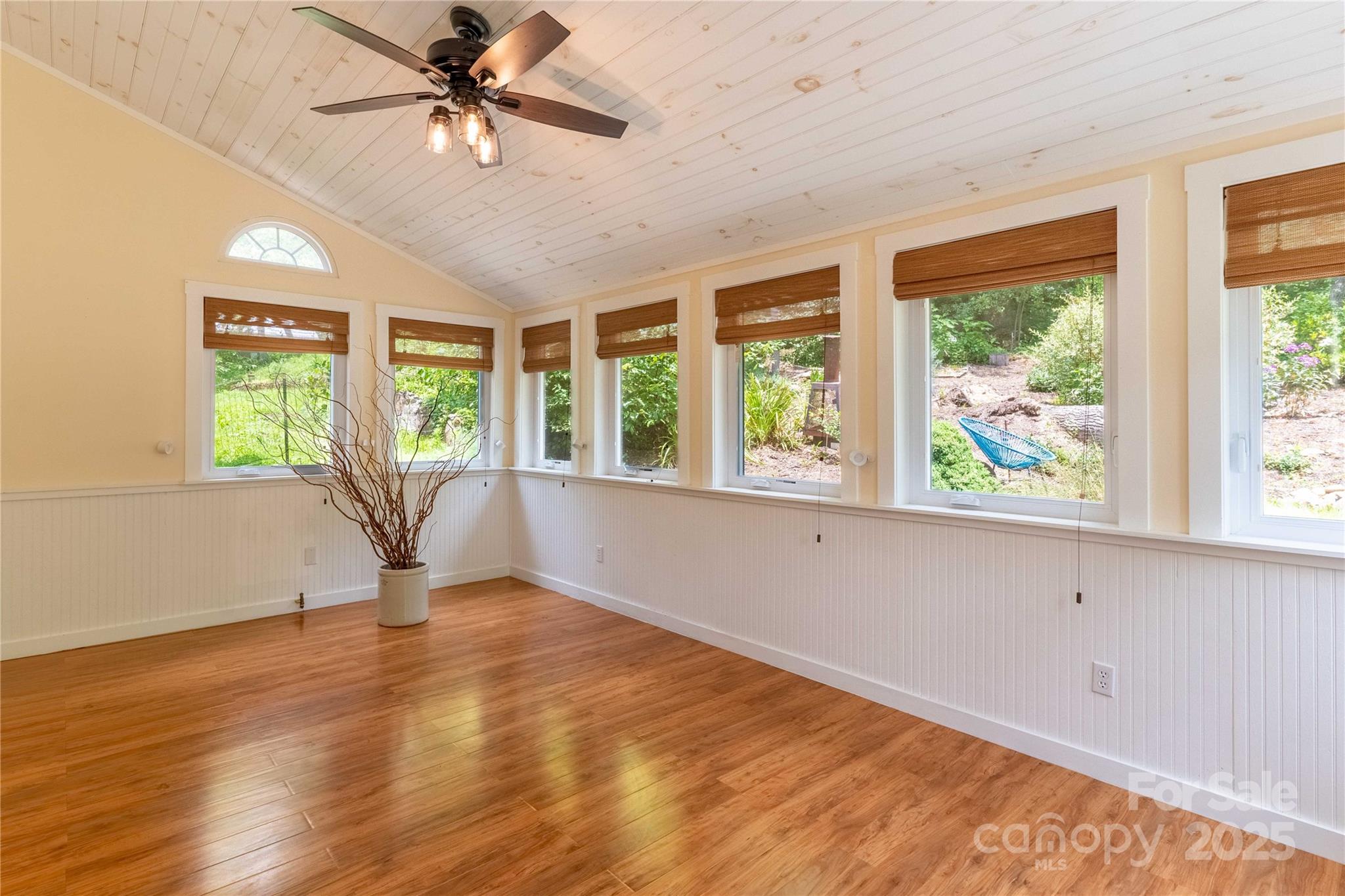 5 Koenig Way Property Photo 15