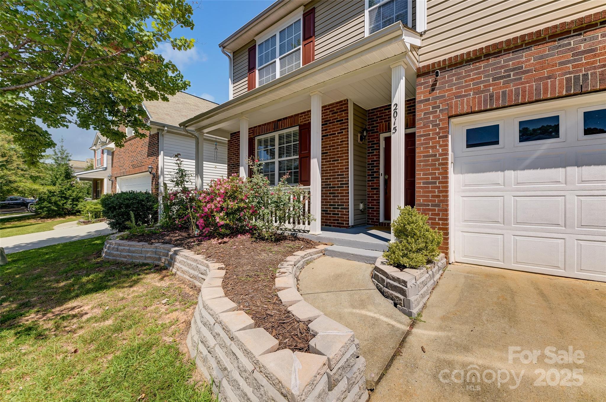 2015 Savannah Hills Drive Property Photo 5