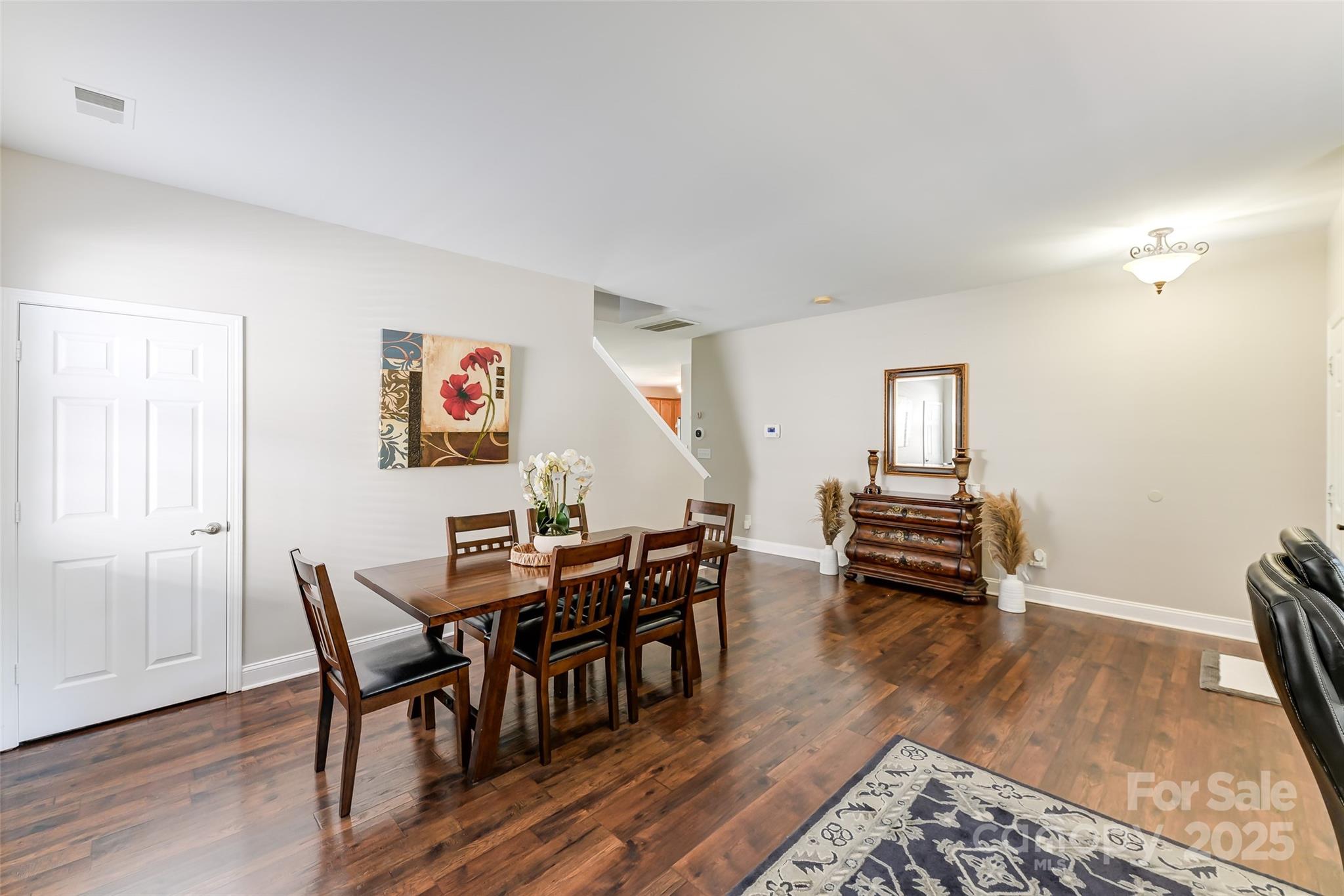2015 Savannah Hills Drive Property Photo 6