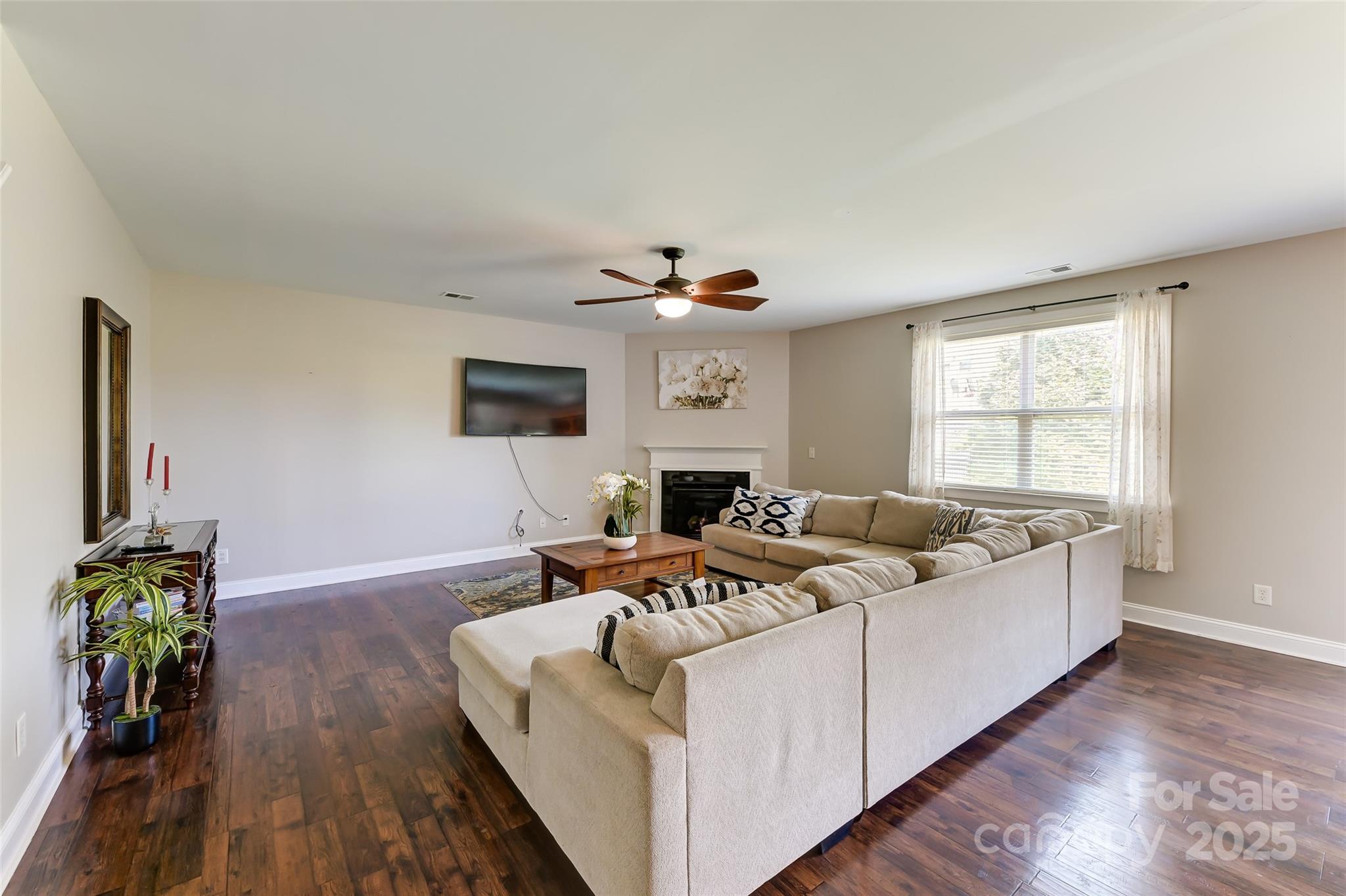 2015 Savannah Hills Drive Property Photo 7