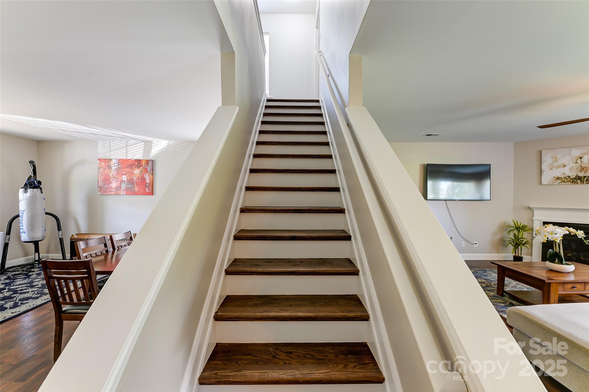 2015 Savannah Hills Drive Property Photo 16