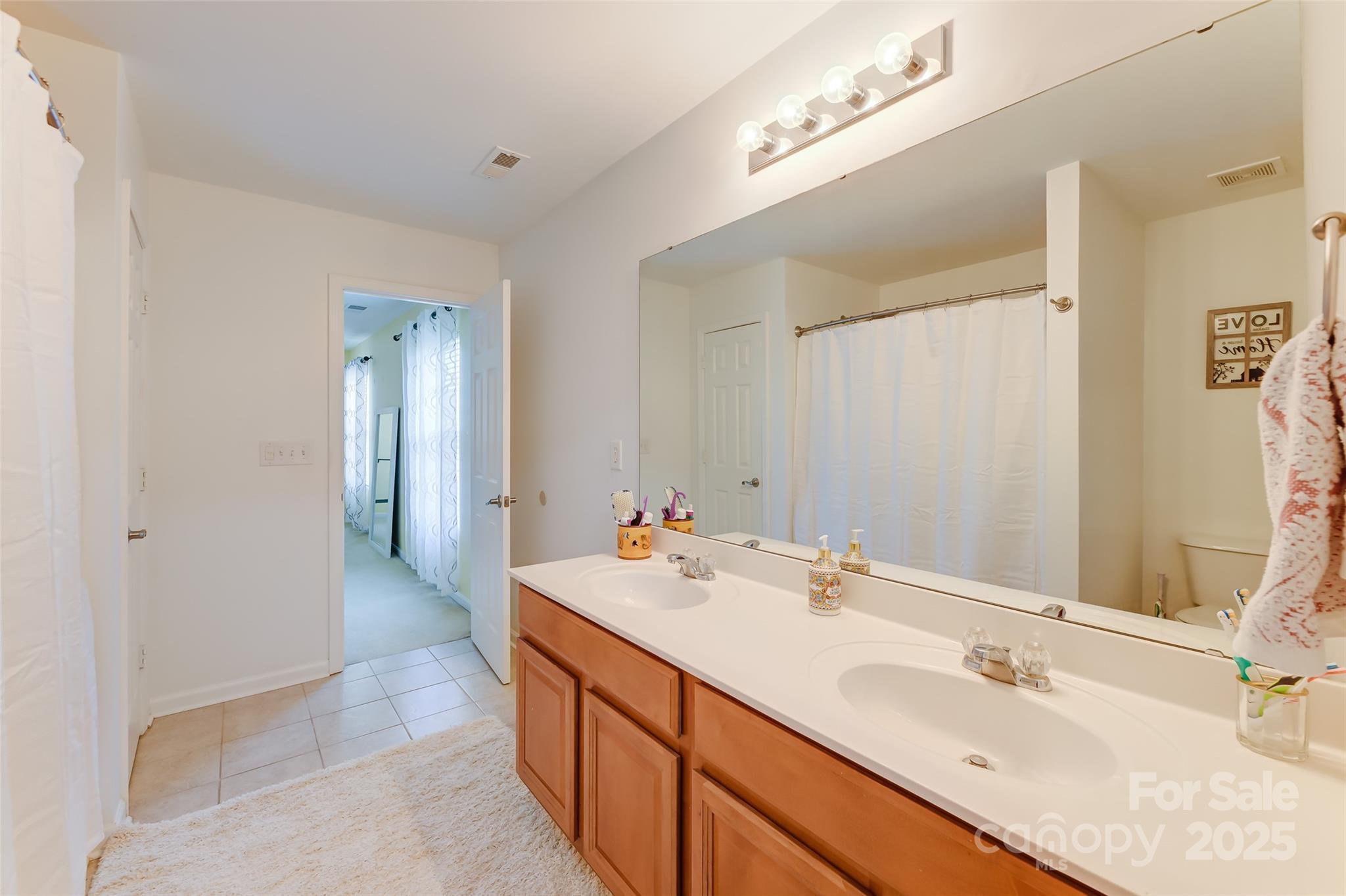 2015 Savannah Hills Drive Property Photo 22