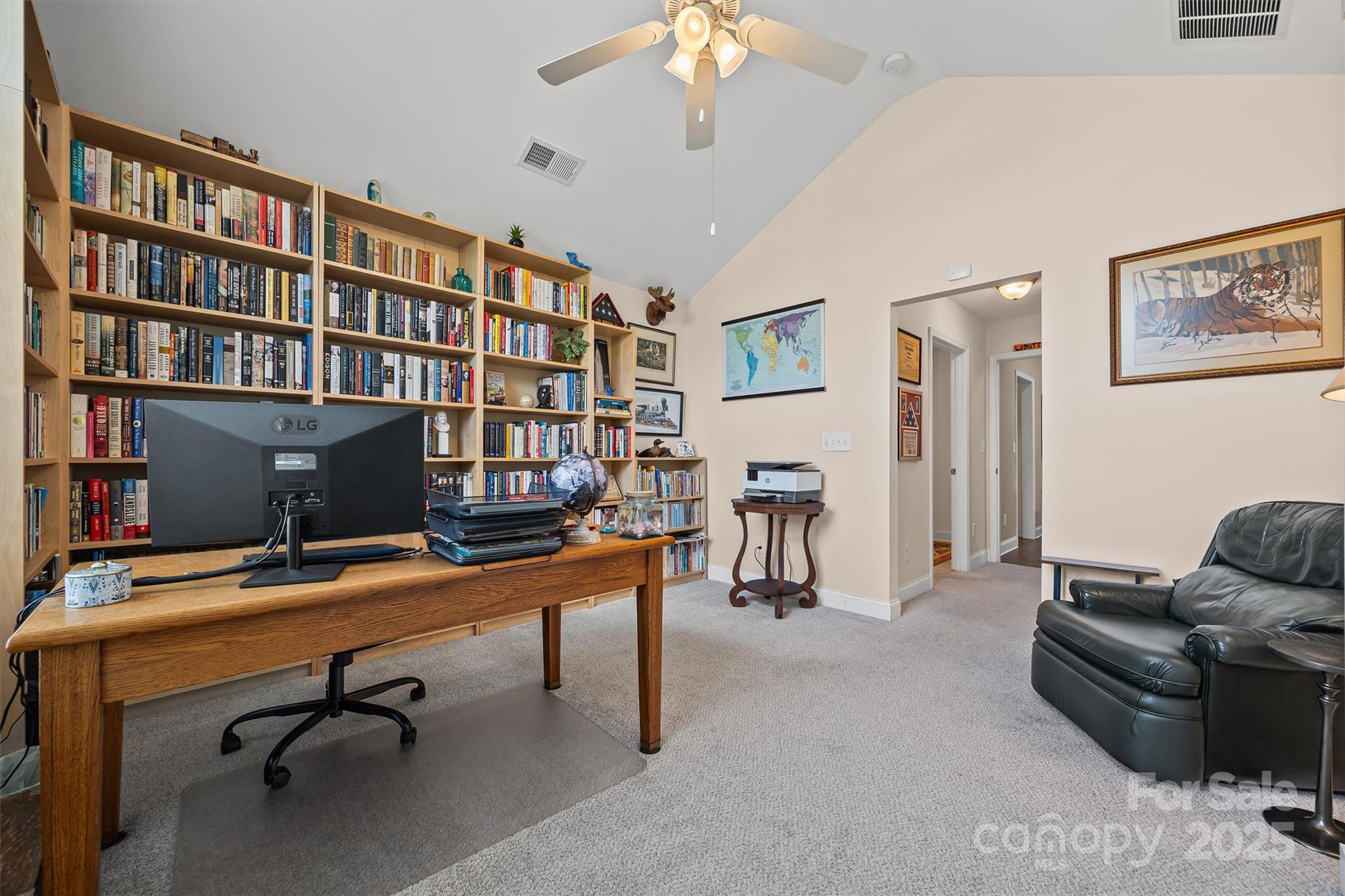 1316 Somersby Circle Property Photo 23