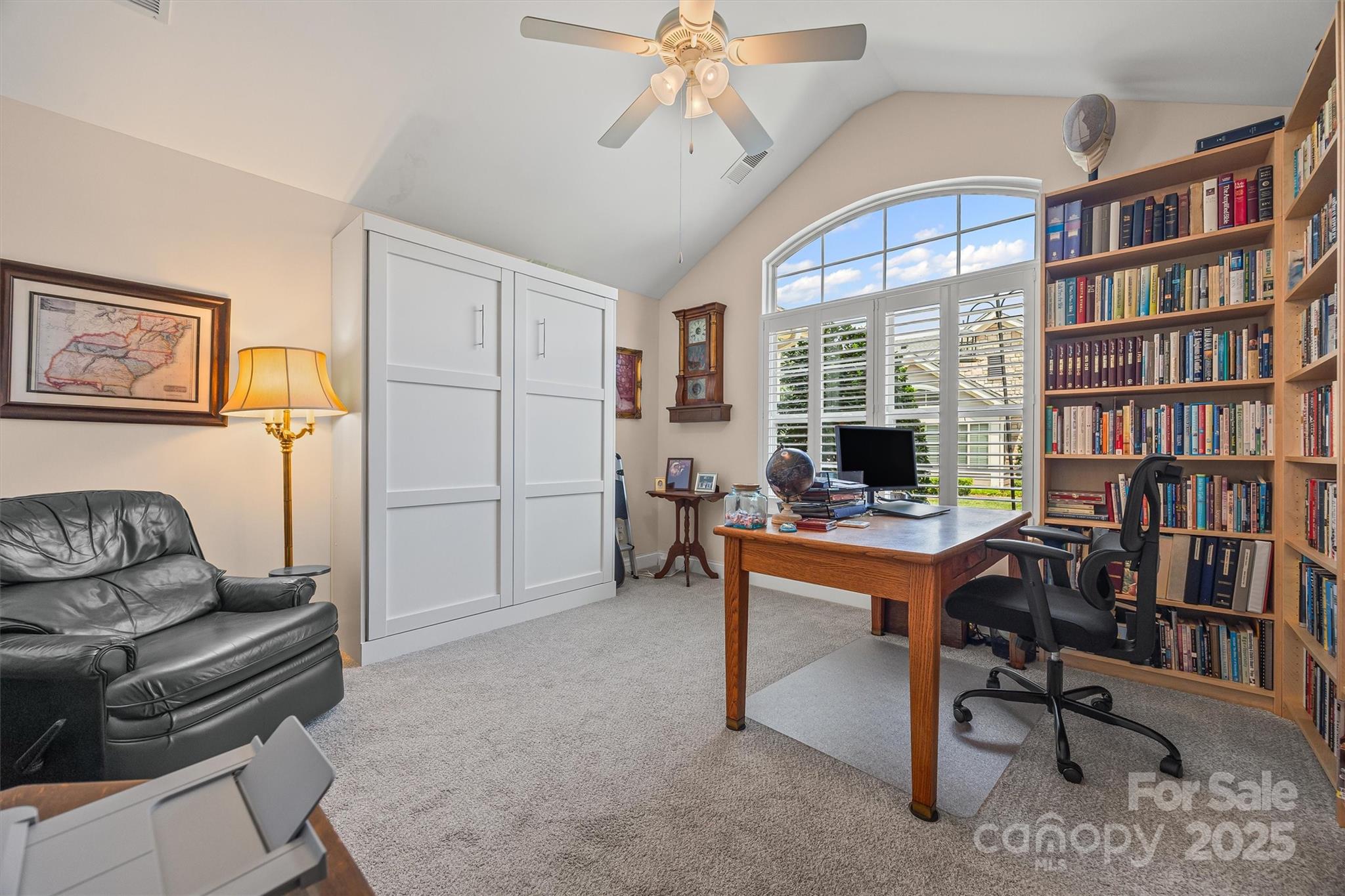 1316 Somersby Circle Property Photo 24