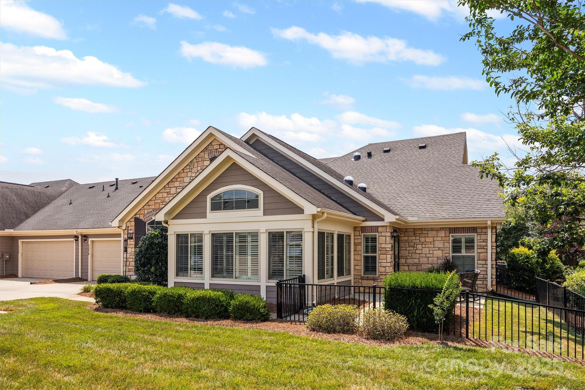 1316 Somersby Circle Property Photo 30