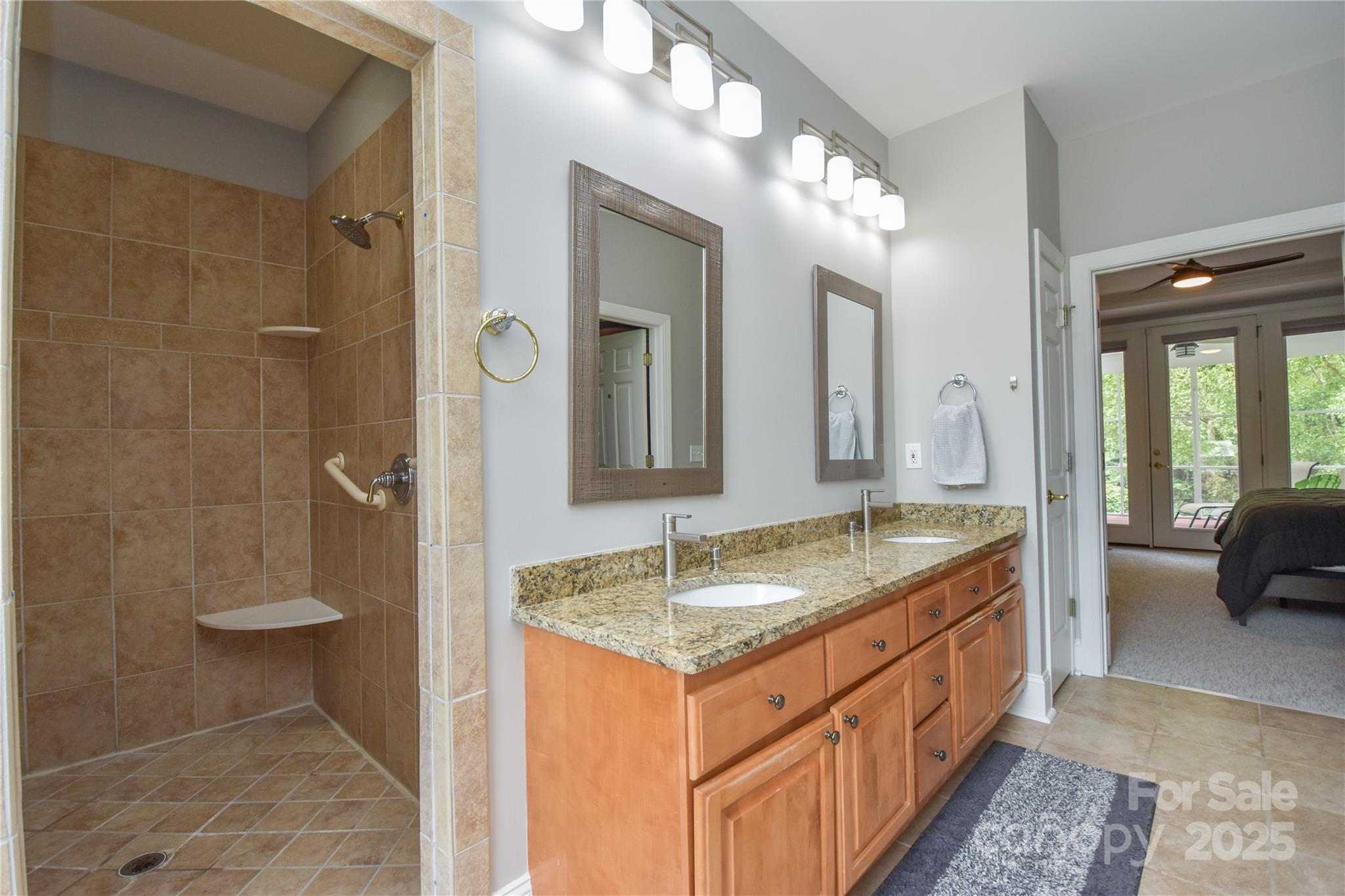 9221 Belle Pines Court Property Photo 14