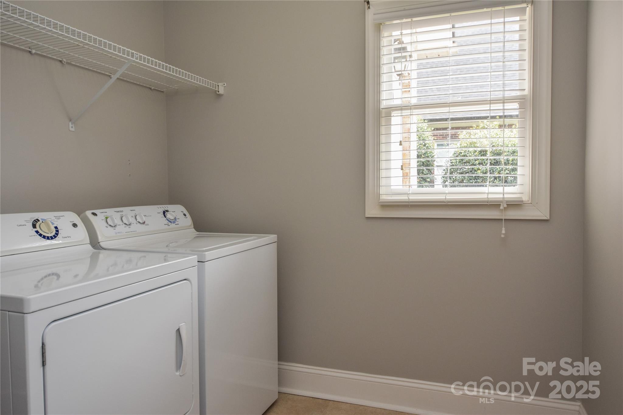 9221 Belle Pines Court Property Photo 16