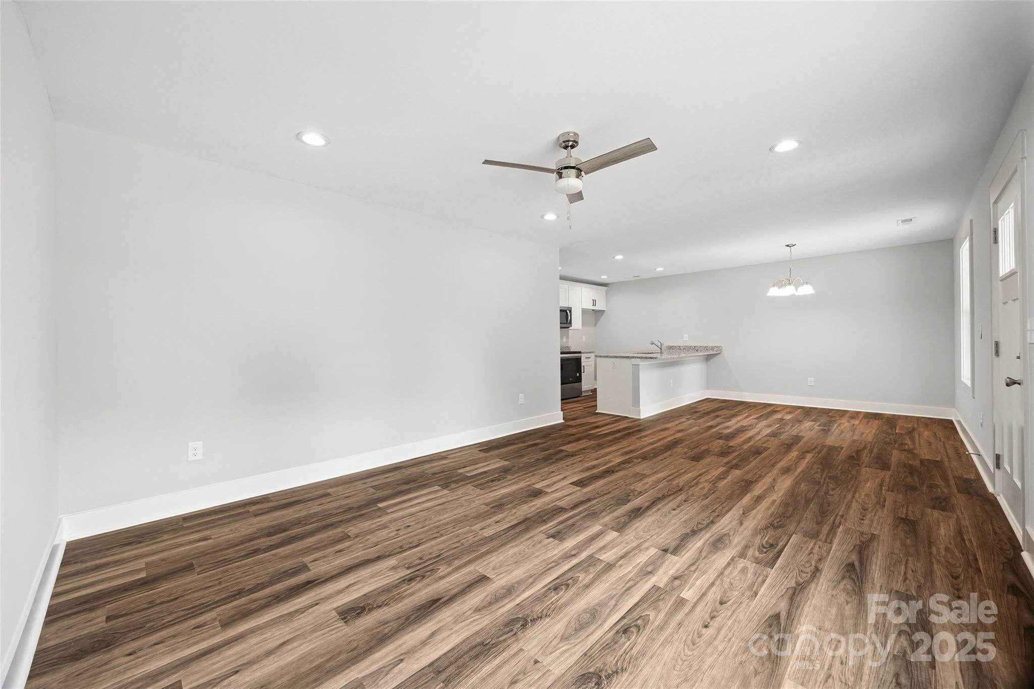 1747 Summit Avenue C Property Photo 12