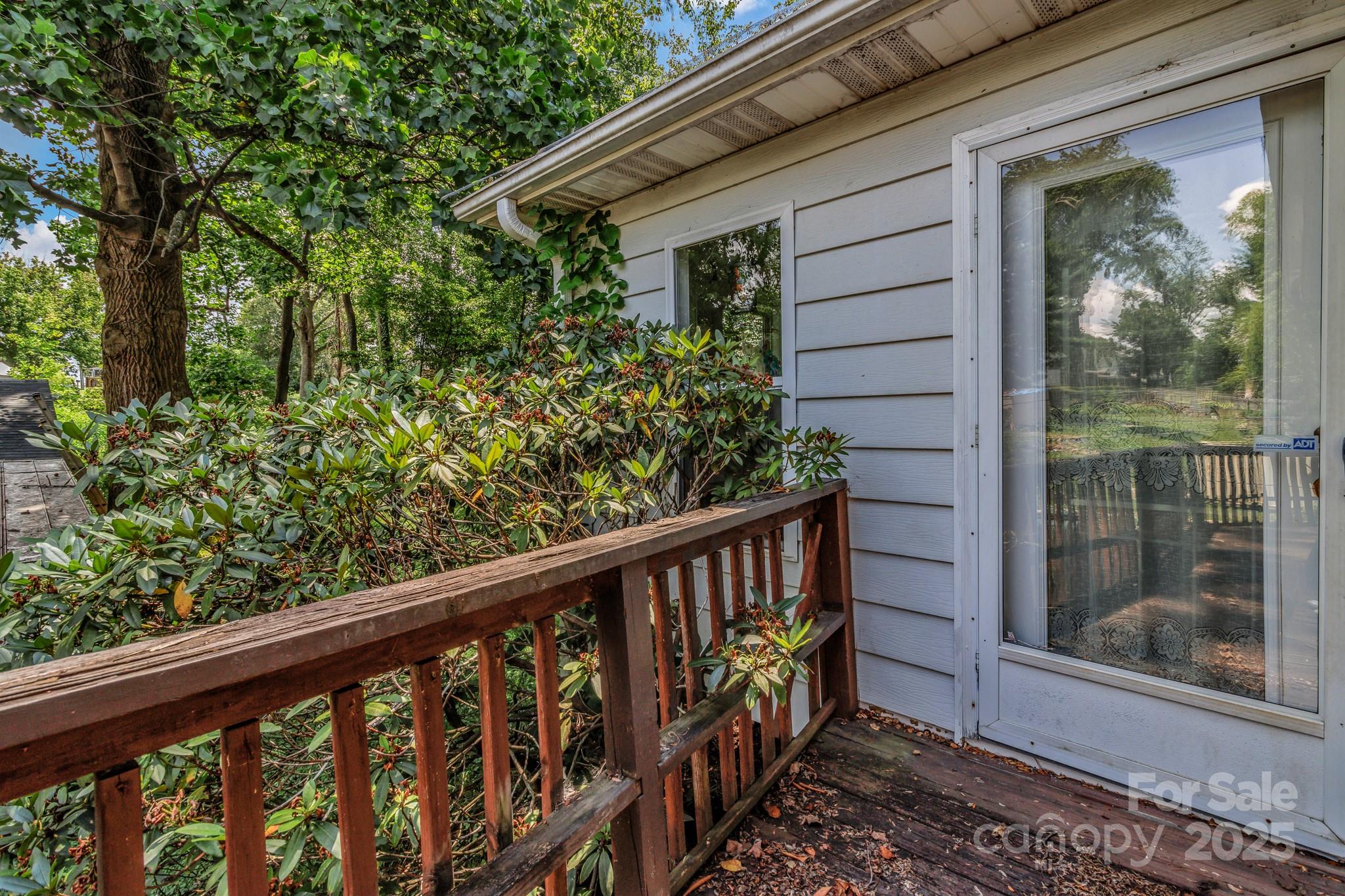 59 Skyview Terrace Property Photo 18