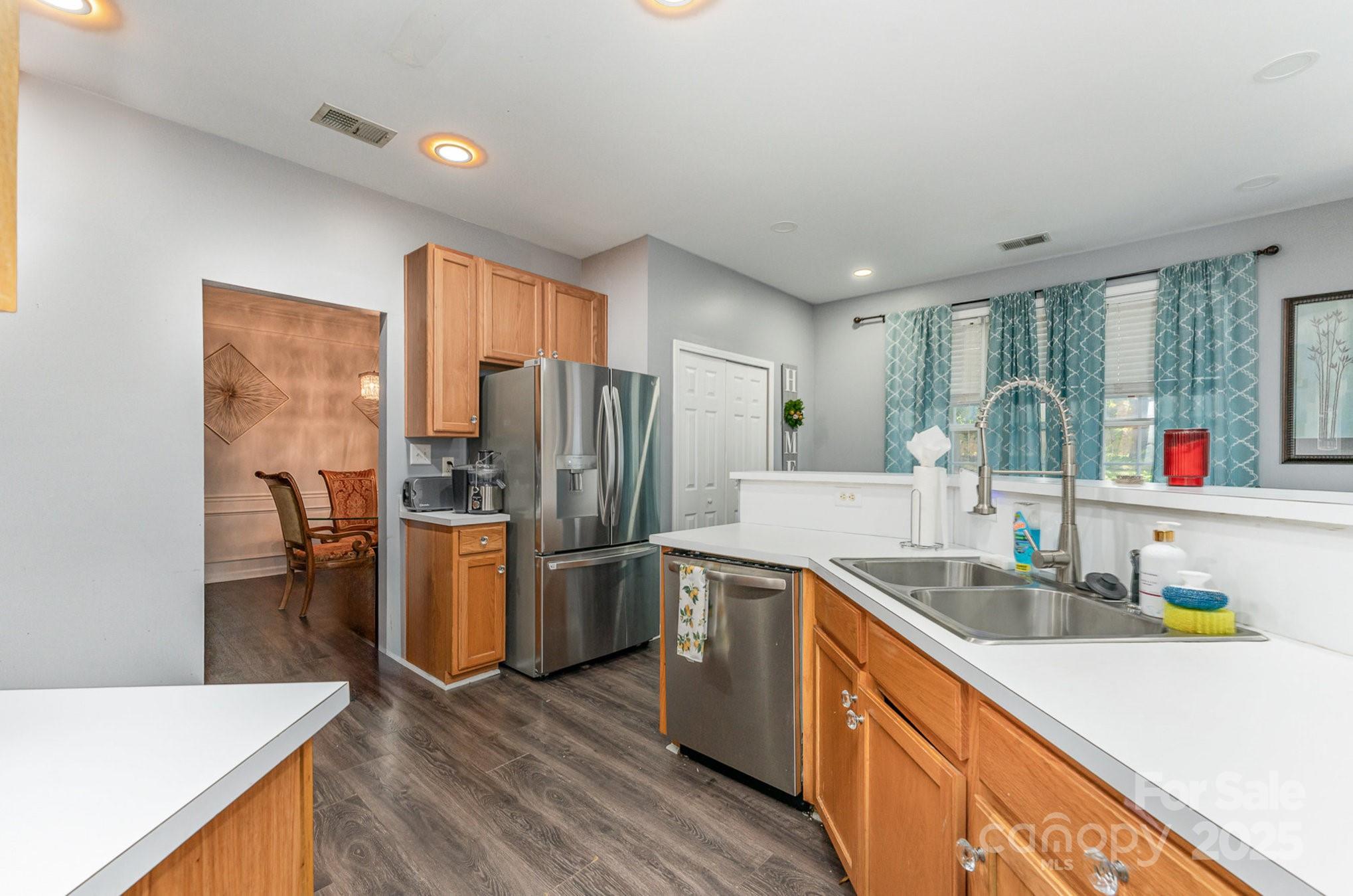 11424 Glenstone Court Property Photo 15