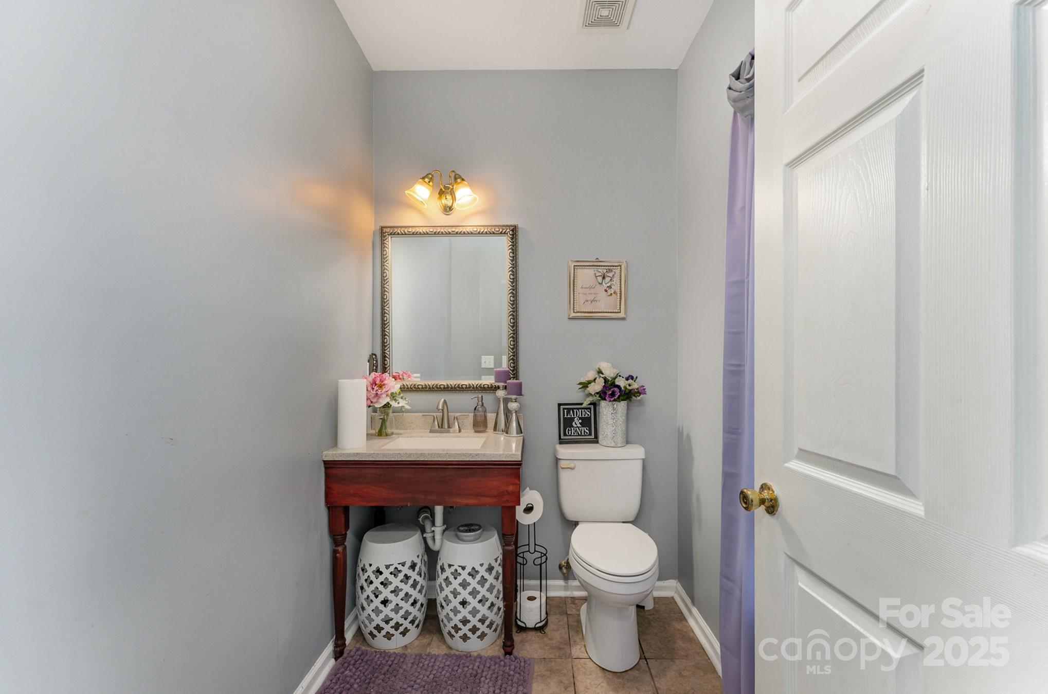 11424 Glenstone Court Property Photo 17